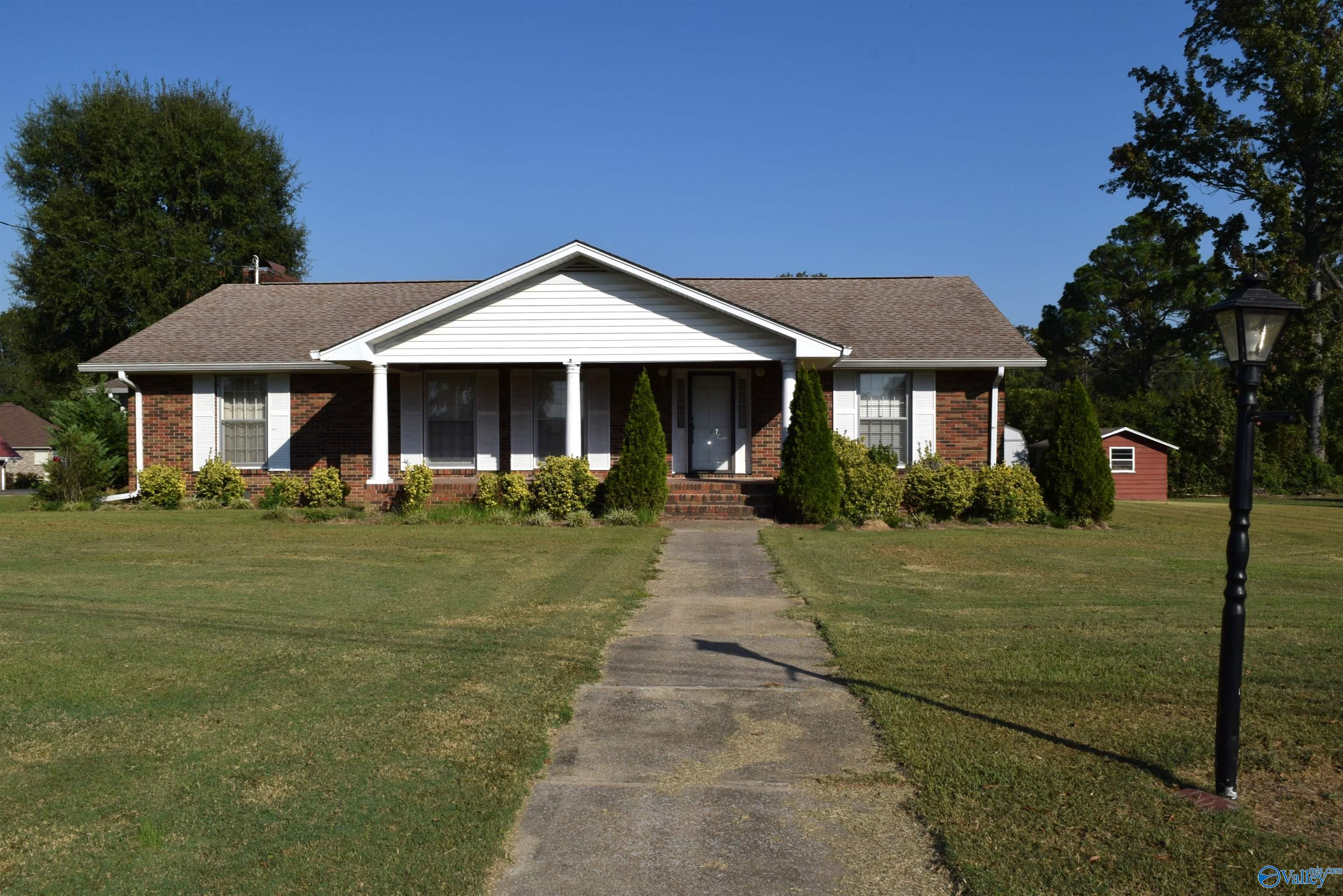 507 Valhaven Drive, Attalla, Alabama image 1