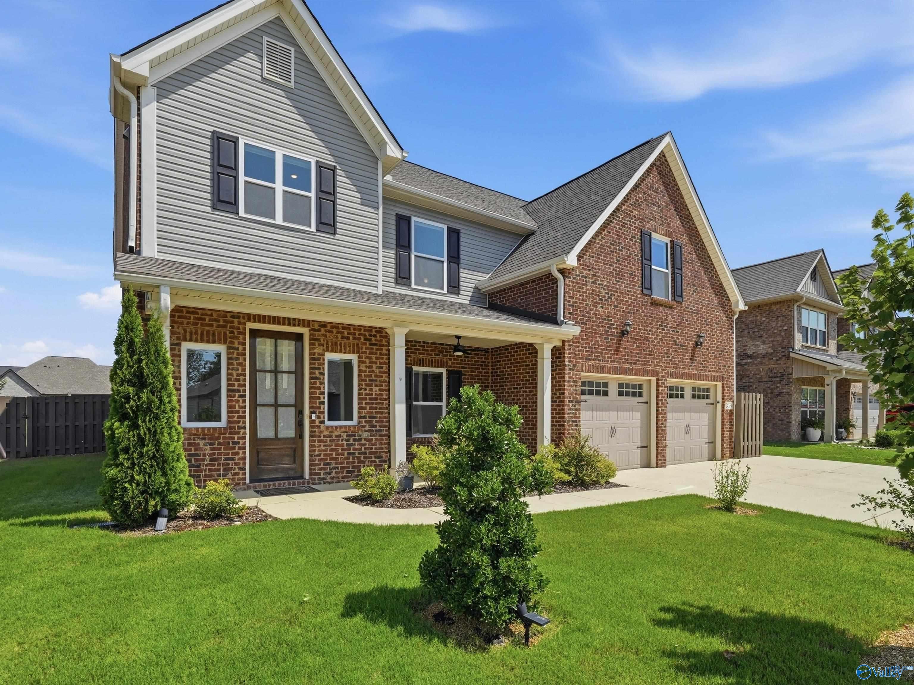 24559 Beacon Circle