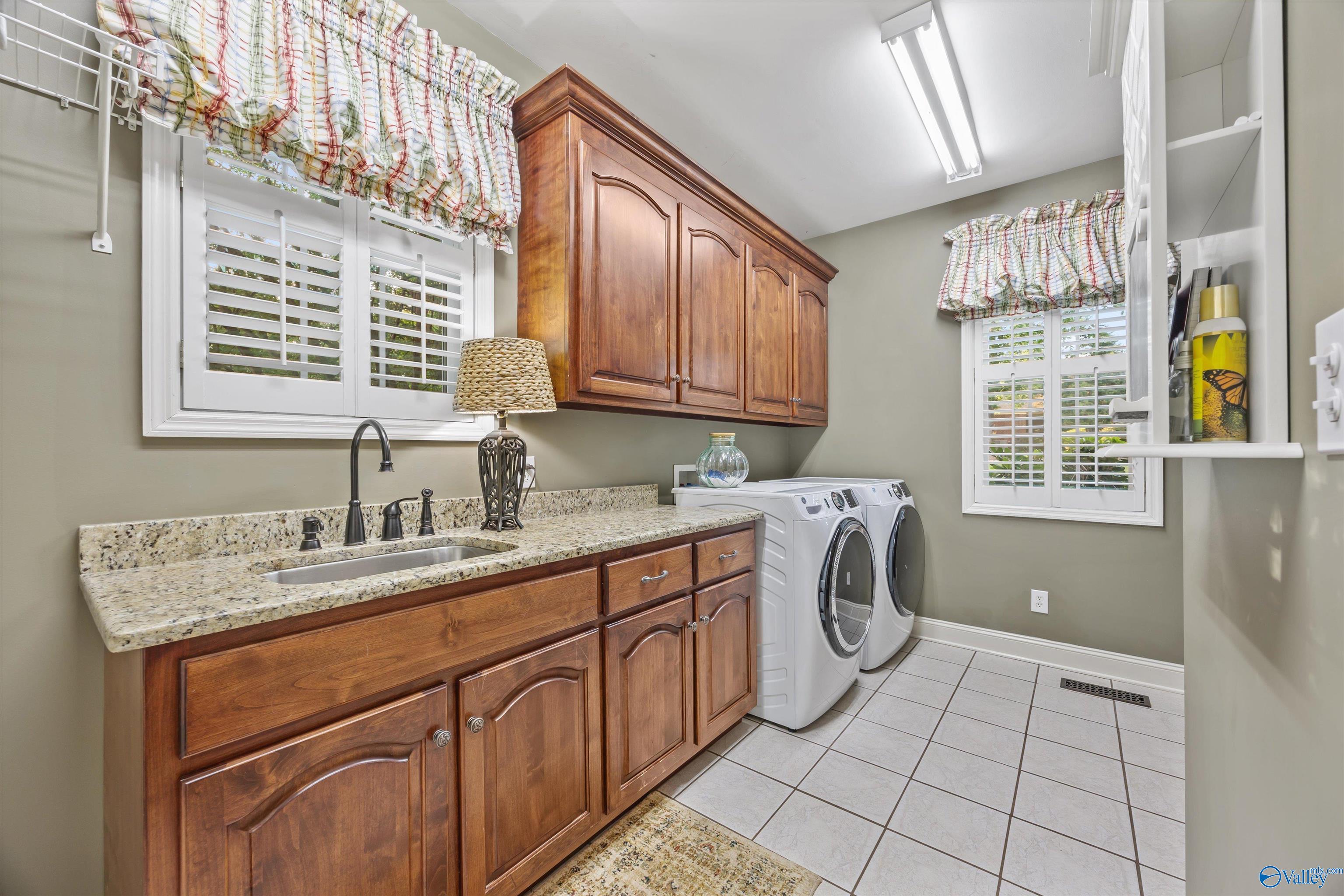 24608 Savannah Trail, Athens, Alabama image 23