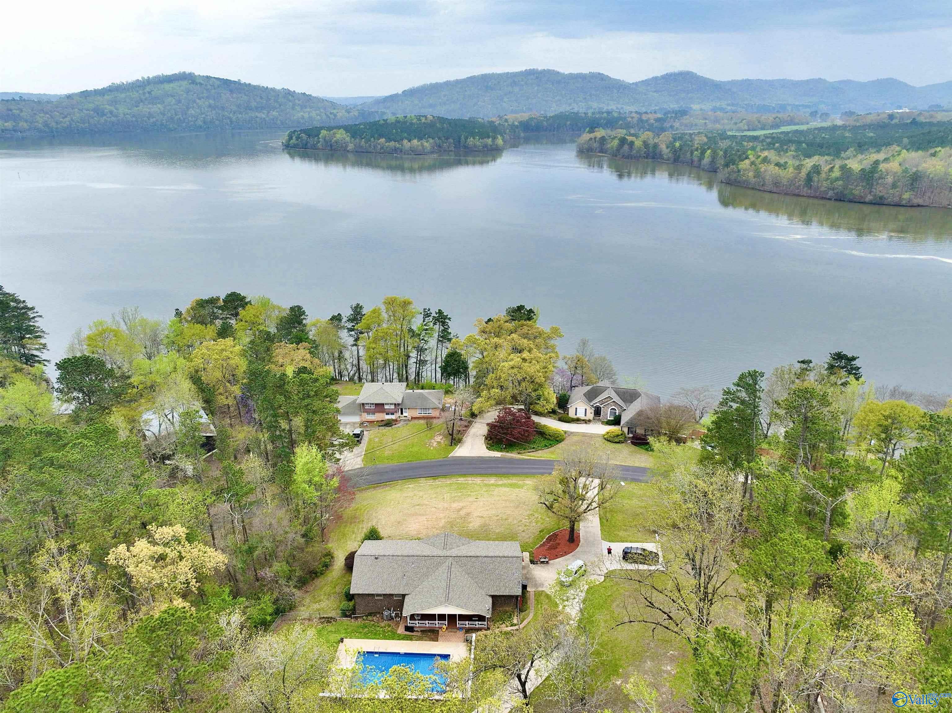 1276 S Lakemont Drive, Southside, Alabama image 3
