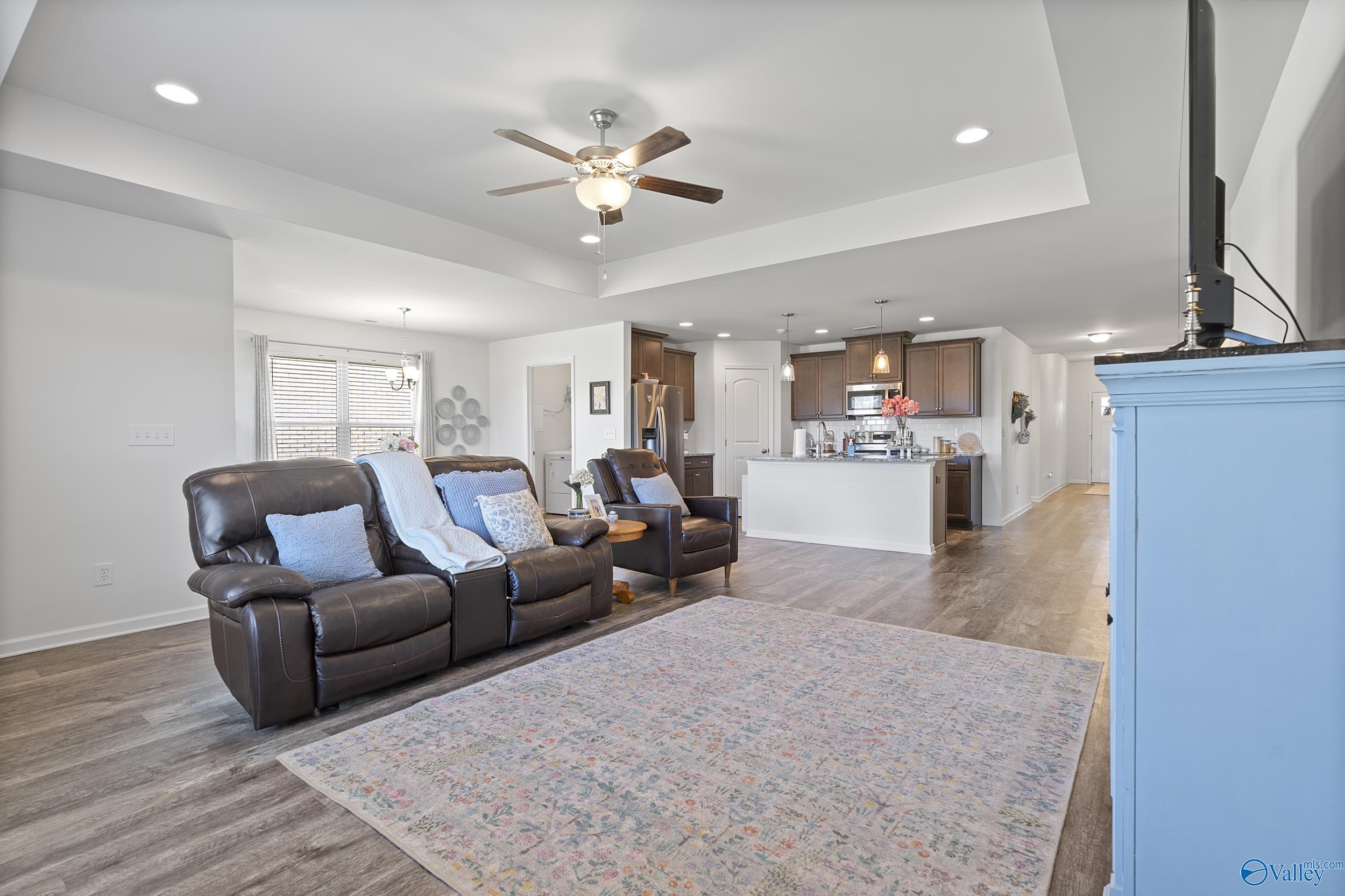 354 Willow Bank Circle, Decatur, Alabama image 7