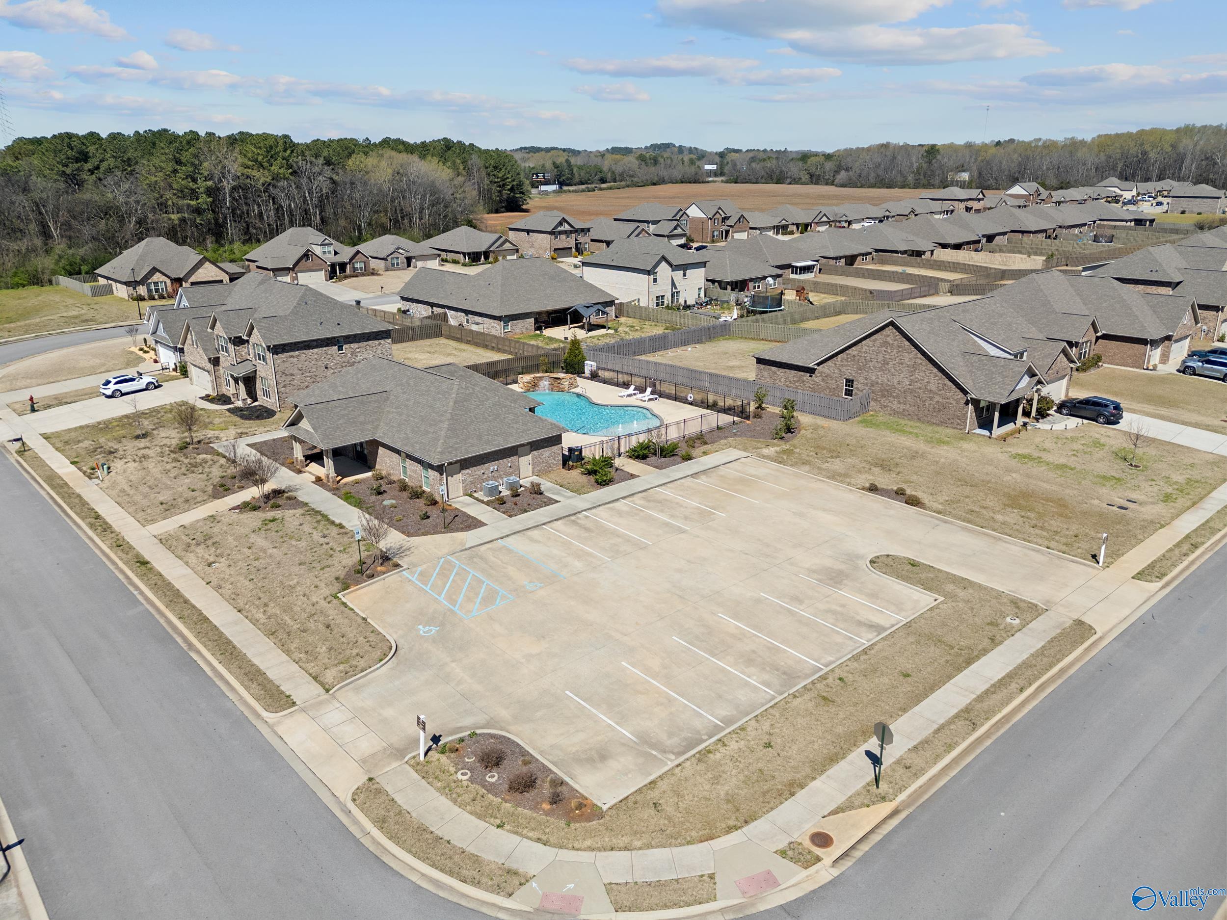 354 Willow Bank Circle, Decatur, Alabama image 26