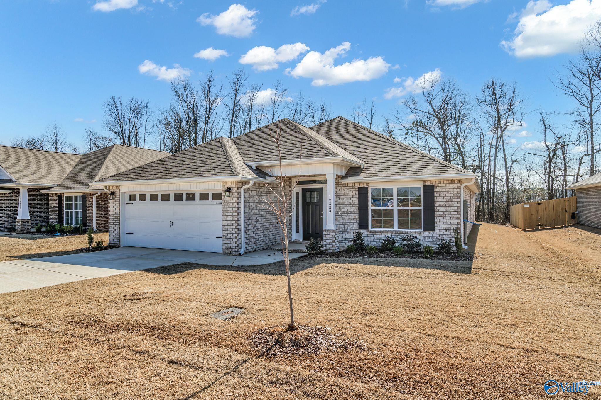 15351 Dogleaf Hollow, Athens, Alabama image 2