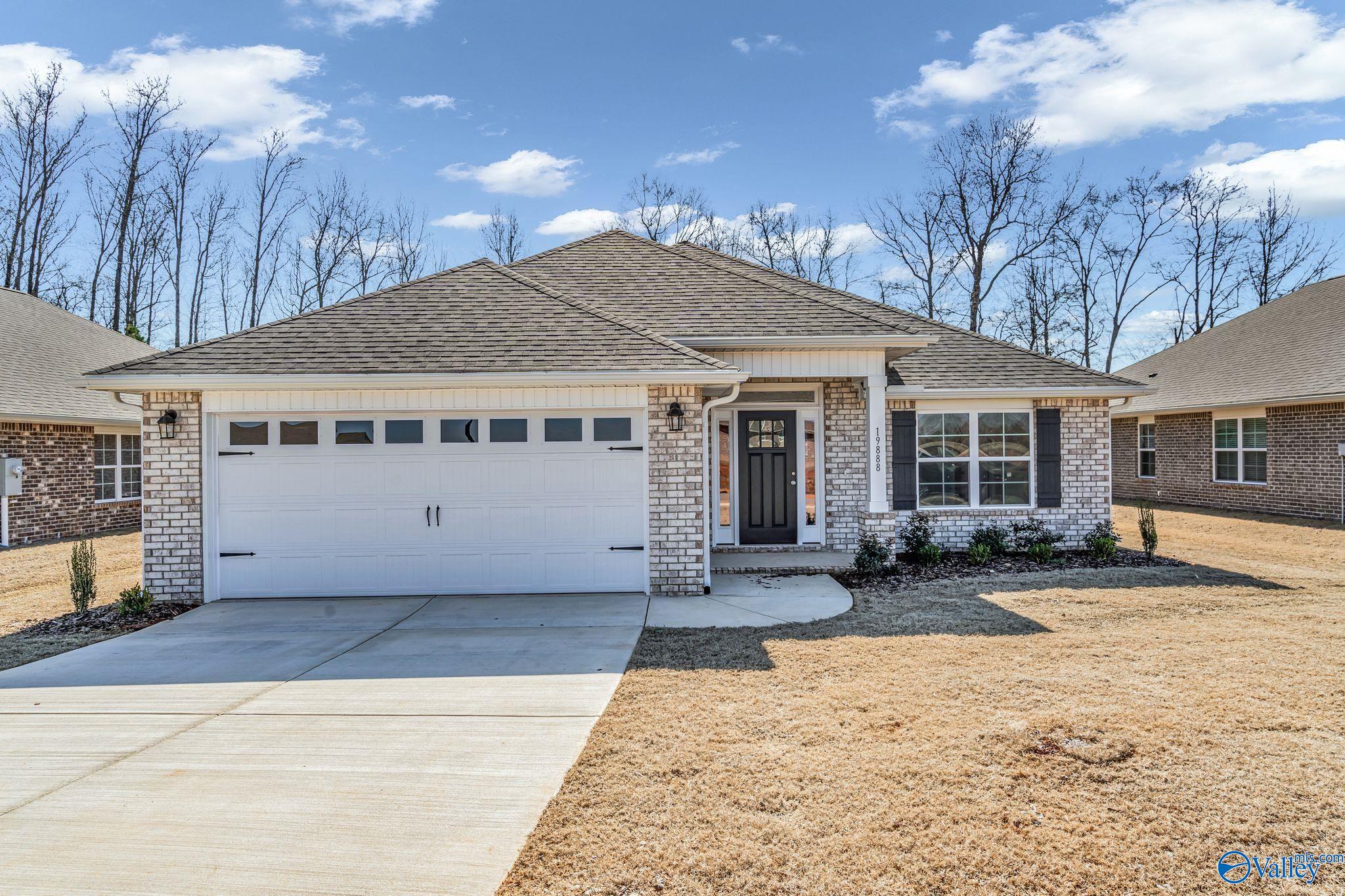 15351 Dogleaf Hollow, Athens, Alabama image 3