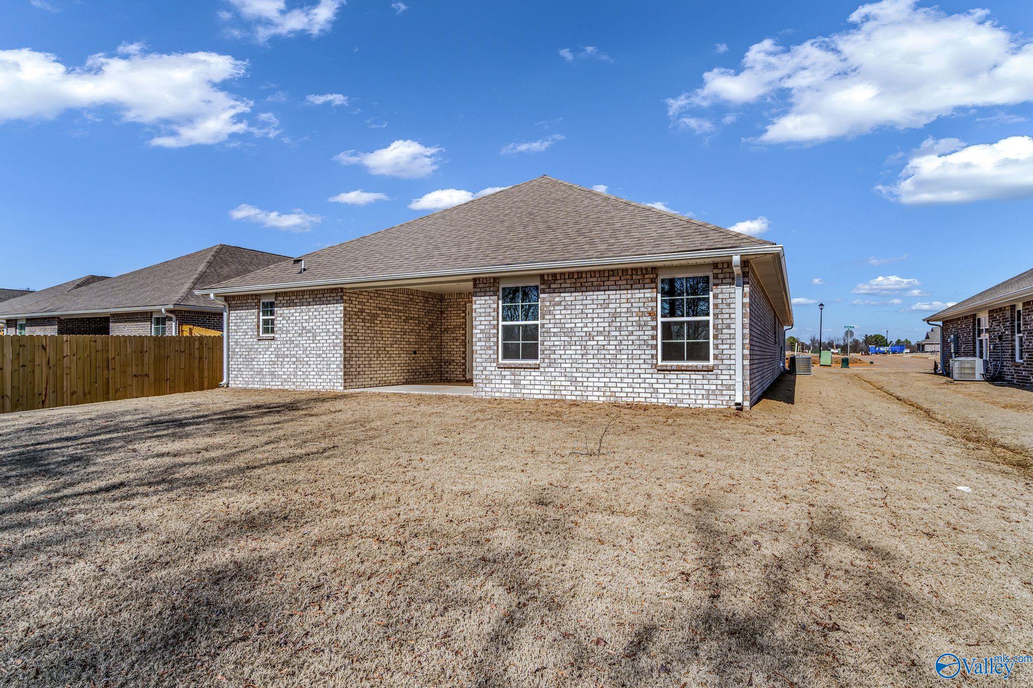 15351 Dogleaf Hollow, Athens, Alabama image 42