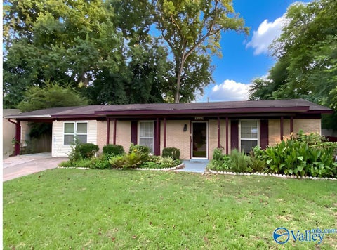 Homes For Sale - 3108 Nassau Drive<br/> Huntsville, AL 35805