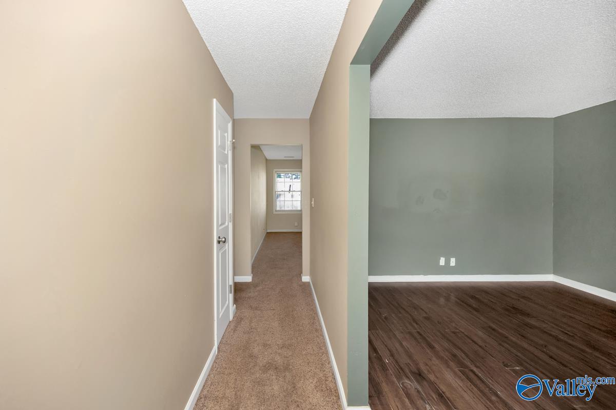 8442 Hogan Drive, Huntsville, Alabama image 4