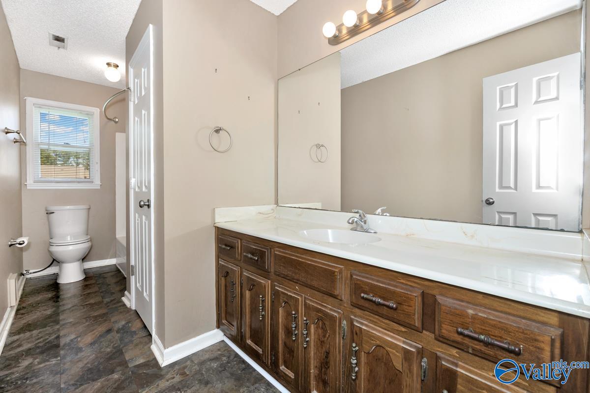 8442 Hogan Drive, Huntsville, Alabama image 17