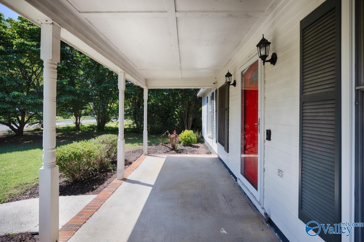 8442 Hogan Drive, Huntsville, Alabama image 3