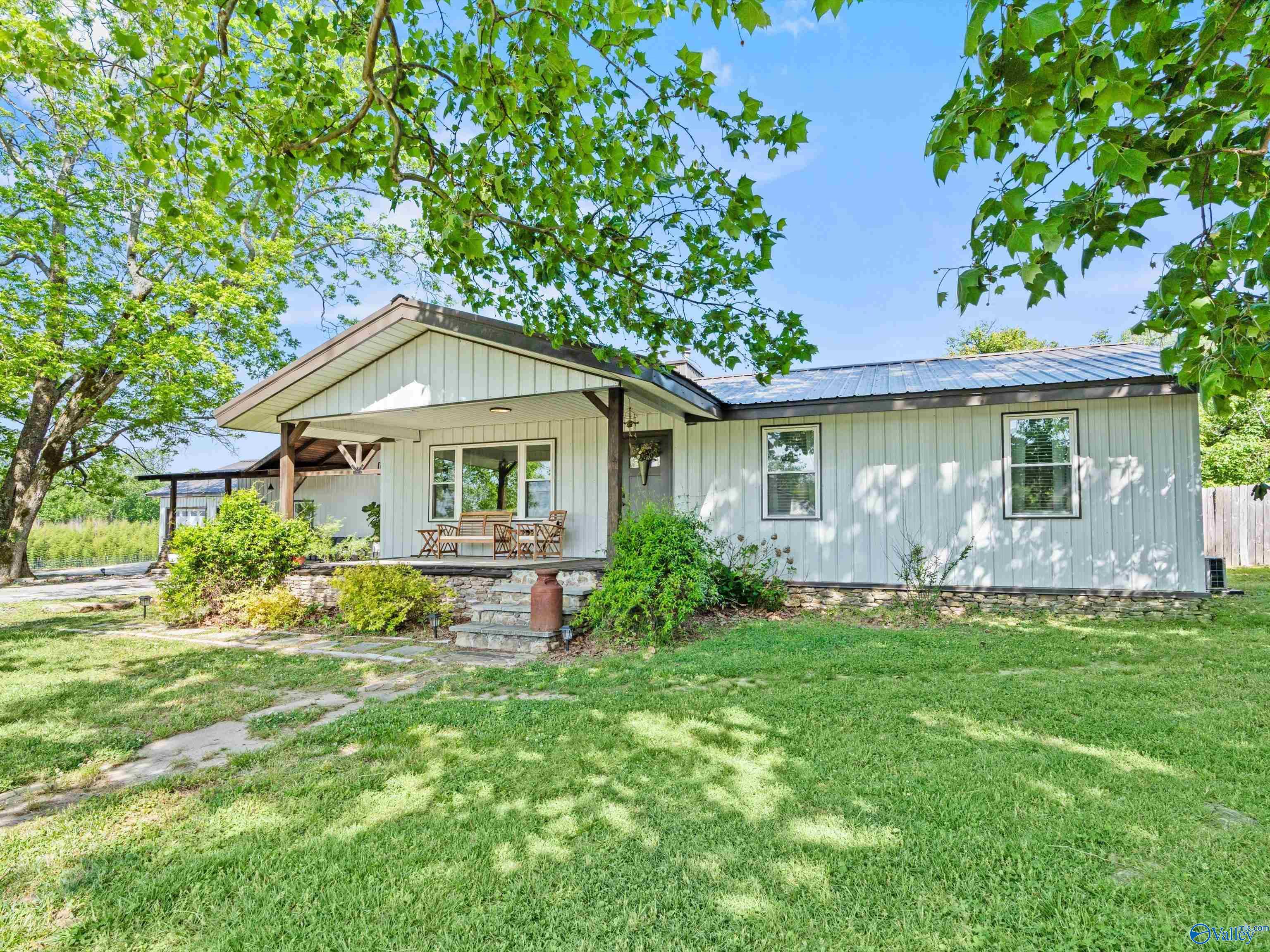 525 County Road 1240