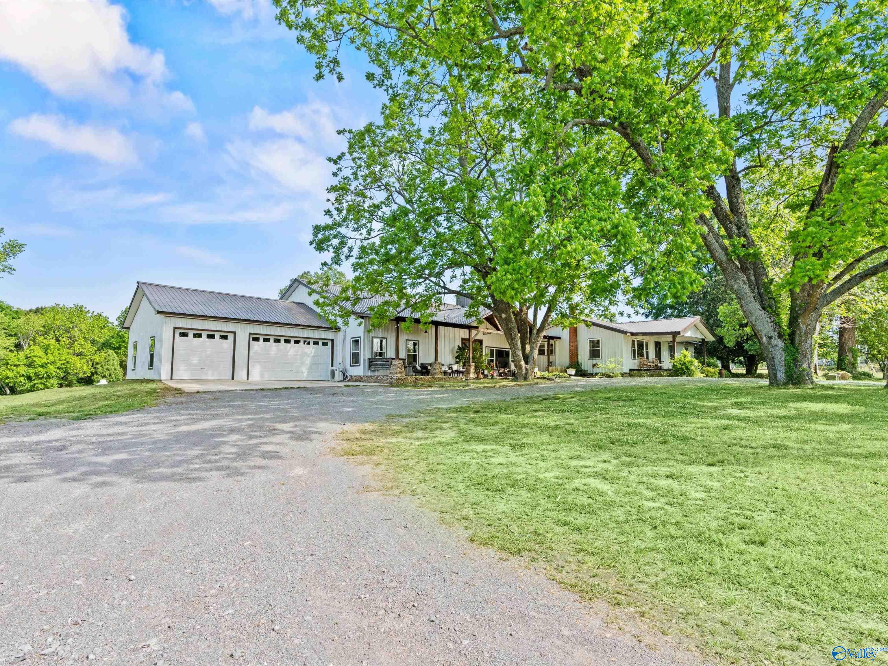 525 County Road 1240