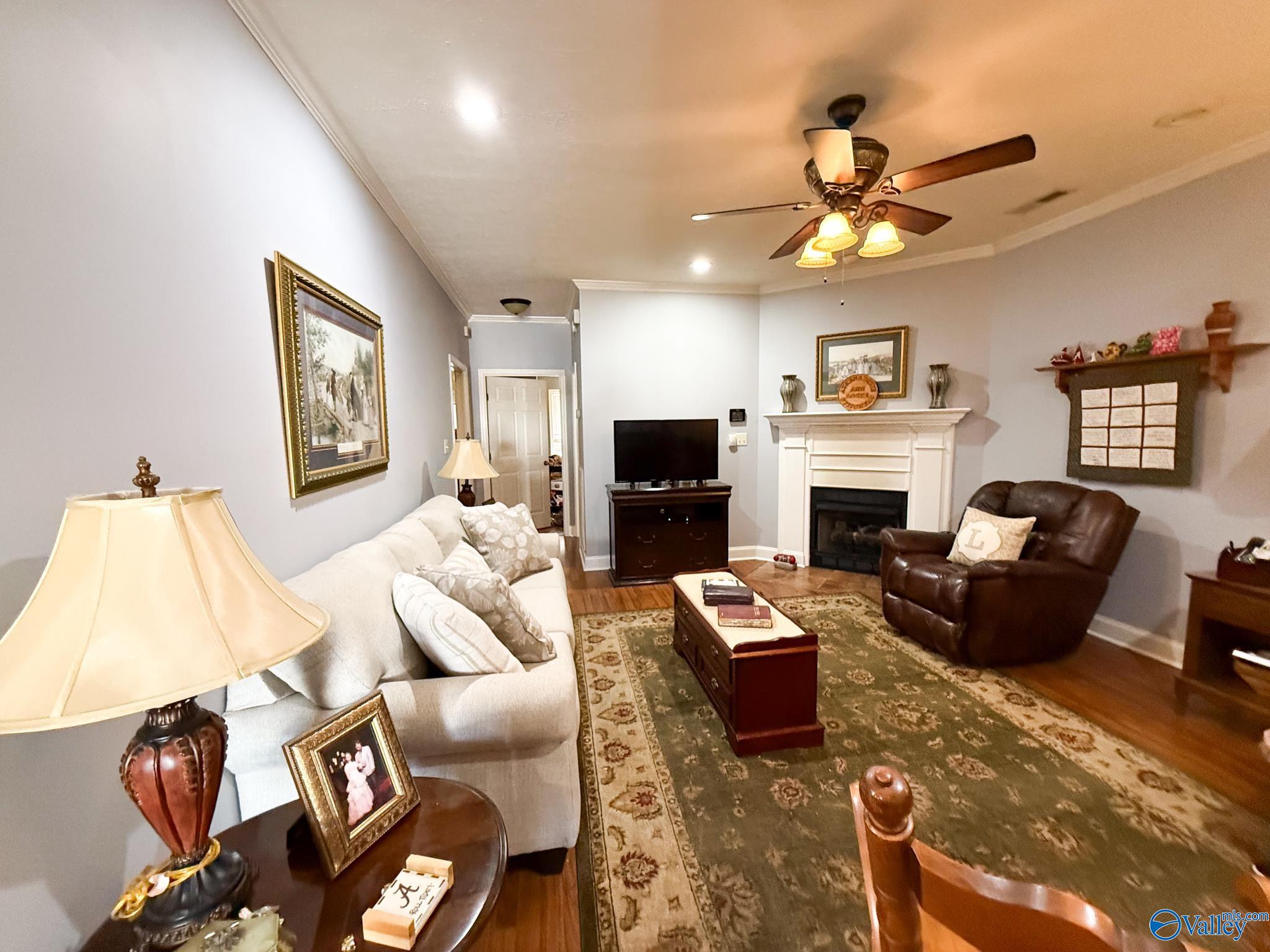 316 Santana Drive, Athens, Alabama image 2