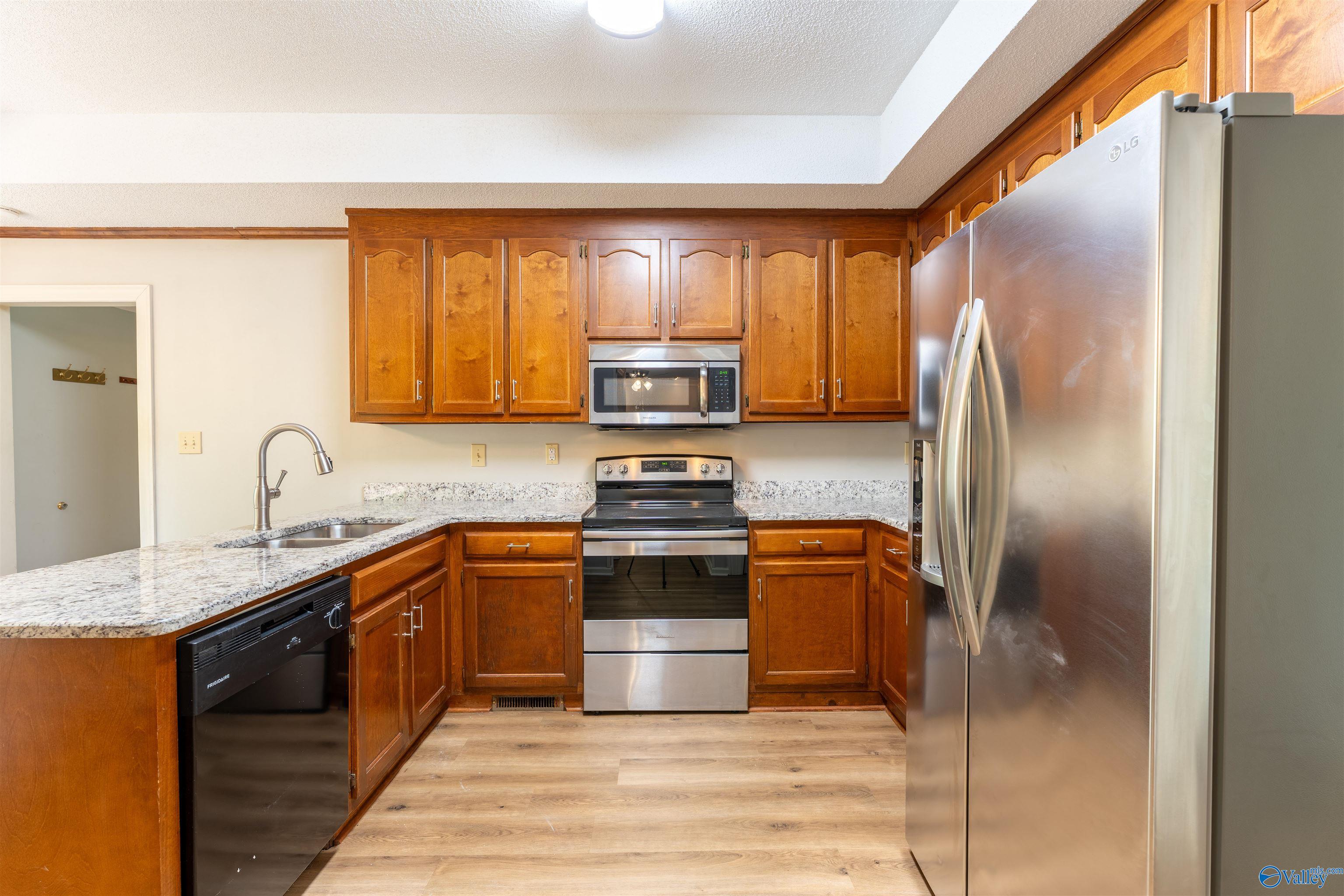 433 Eastview Drive, Madison, Alabama image 15