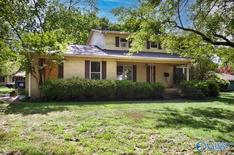 Photo of 2100 Aftonbrae Drive, Huntsville, AL 35803 (MLS # 21917124)