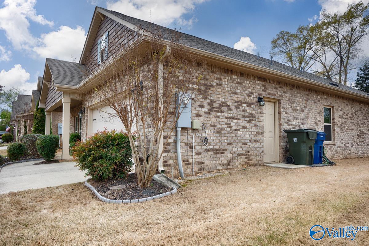 270 Falcon Ridge Drive - Photo 3