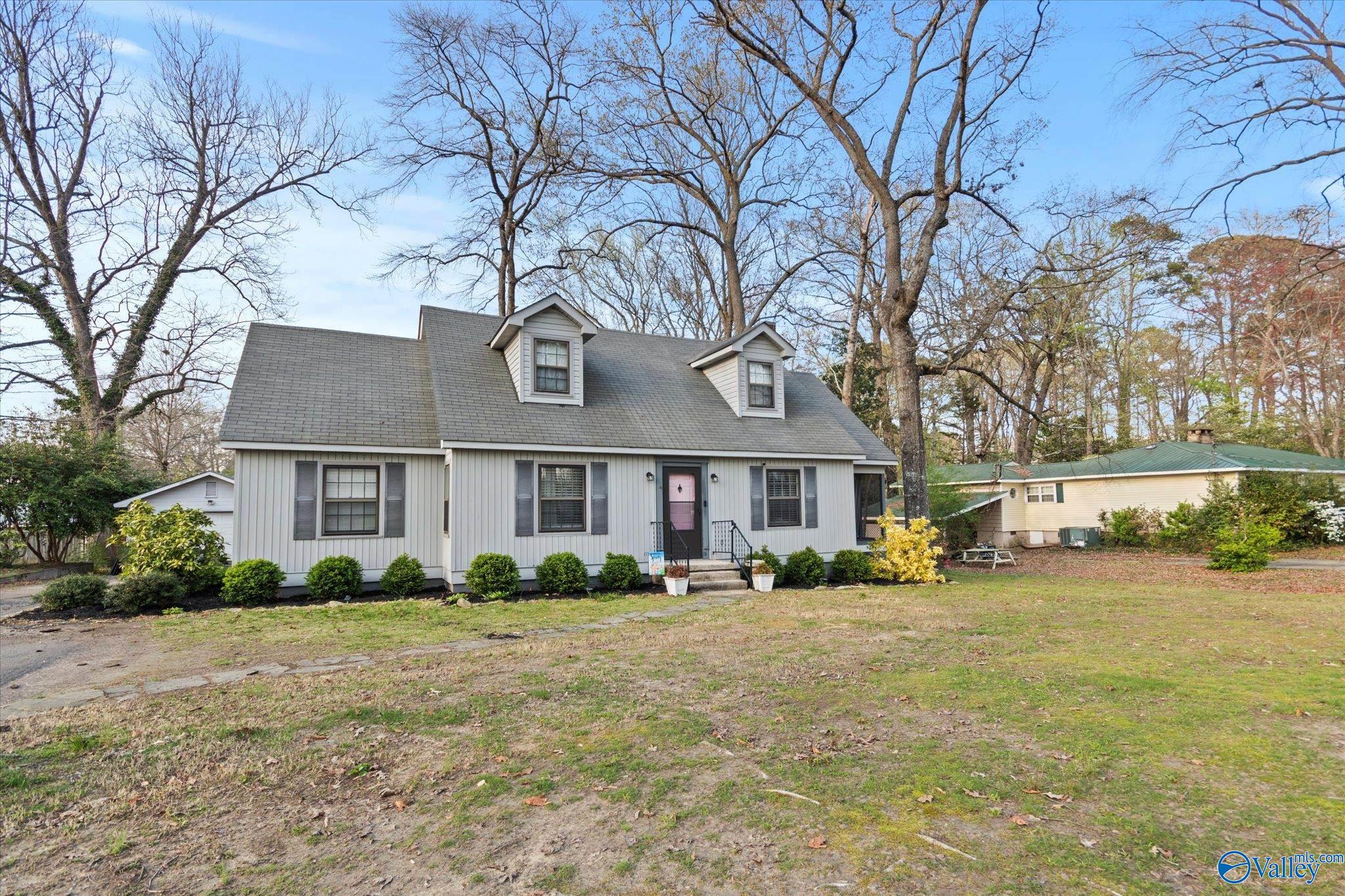 209 Oakland Avenue, Boaz, Alabama image 2