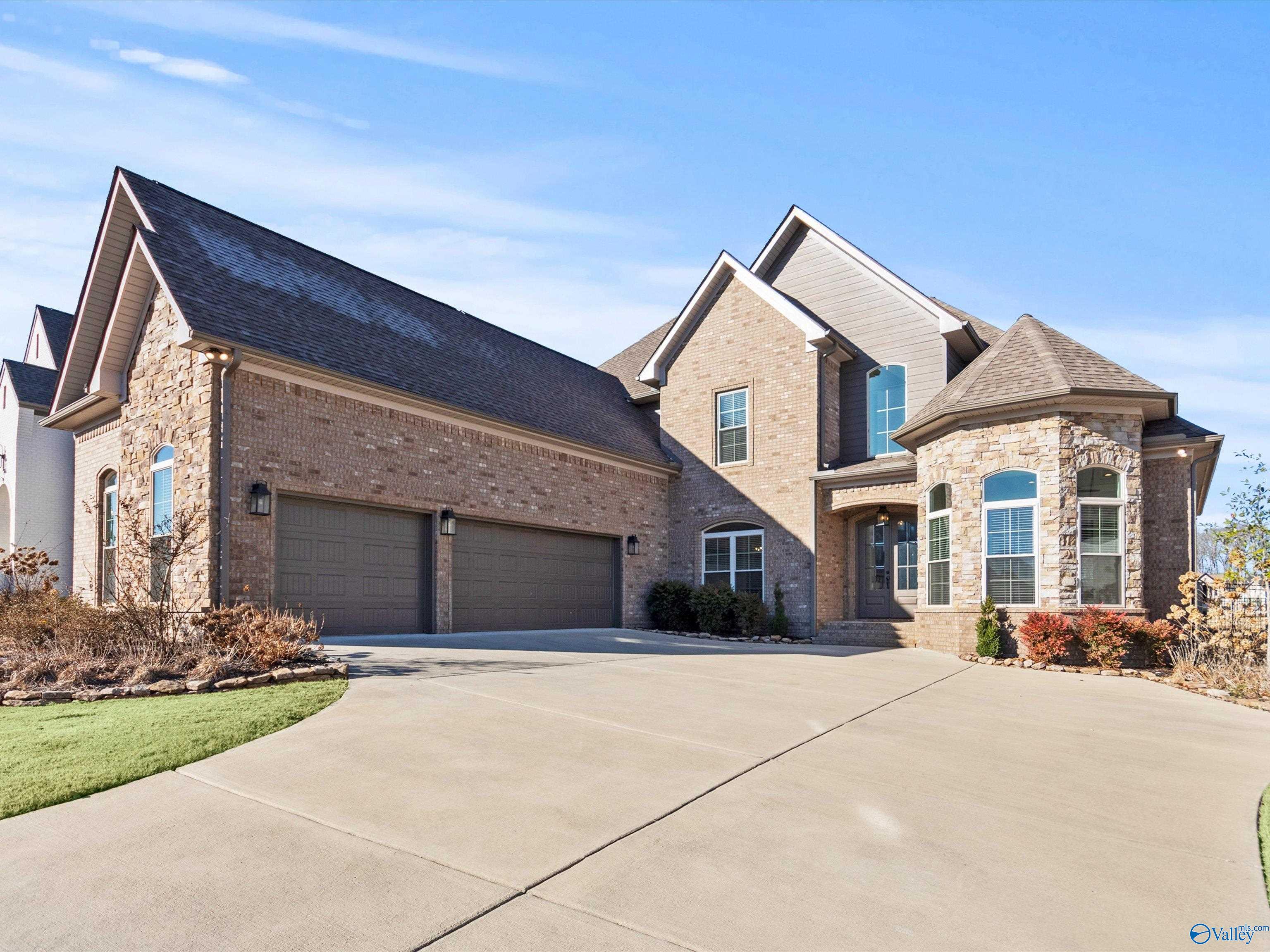 23007 Cog Hill Drive