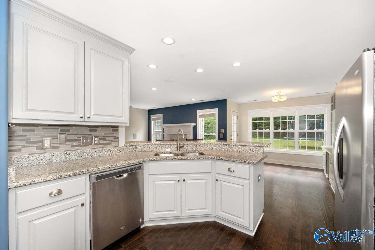 10320 Larkin Drive, Madison, Alabama image 14