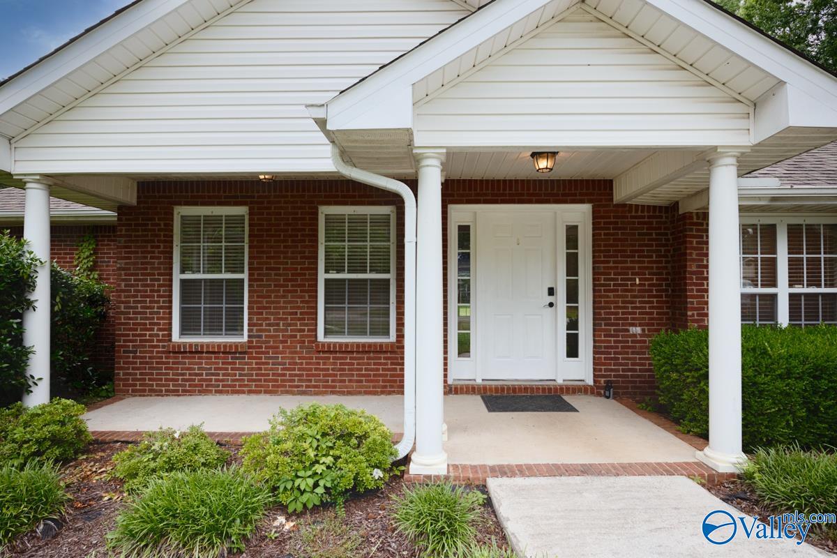 10320 Larkin Drive, Madison, Alabama image 3