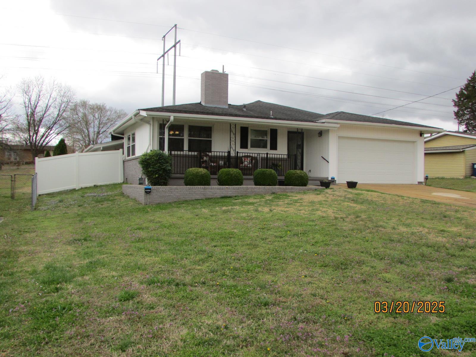 4215 SW Coffee Drive, Huntsville, Alabama image 3