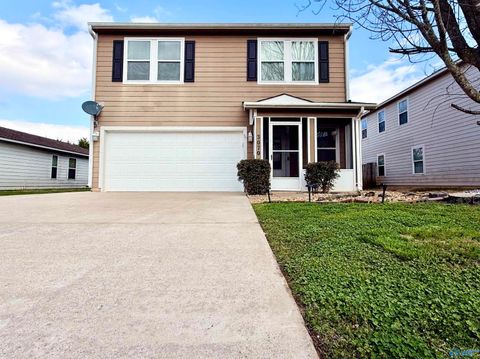 Photo of 3070 Castlecreek Drive, Madison, AL 35756 (MLS # 21911412)