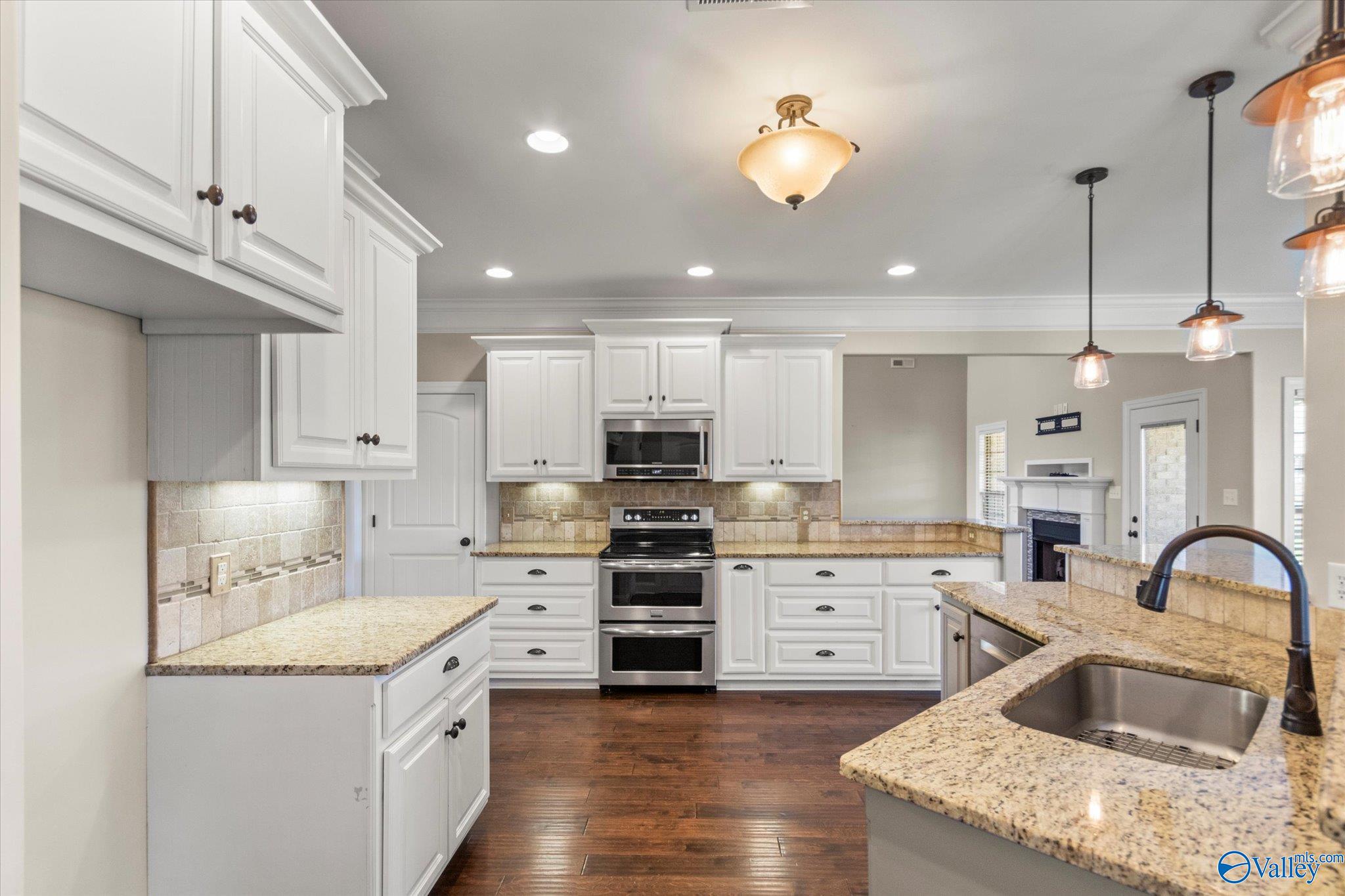 17259 Obsidian Circle, Athens, Alabama image 15