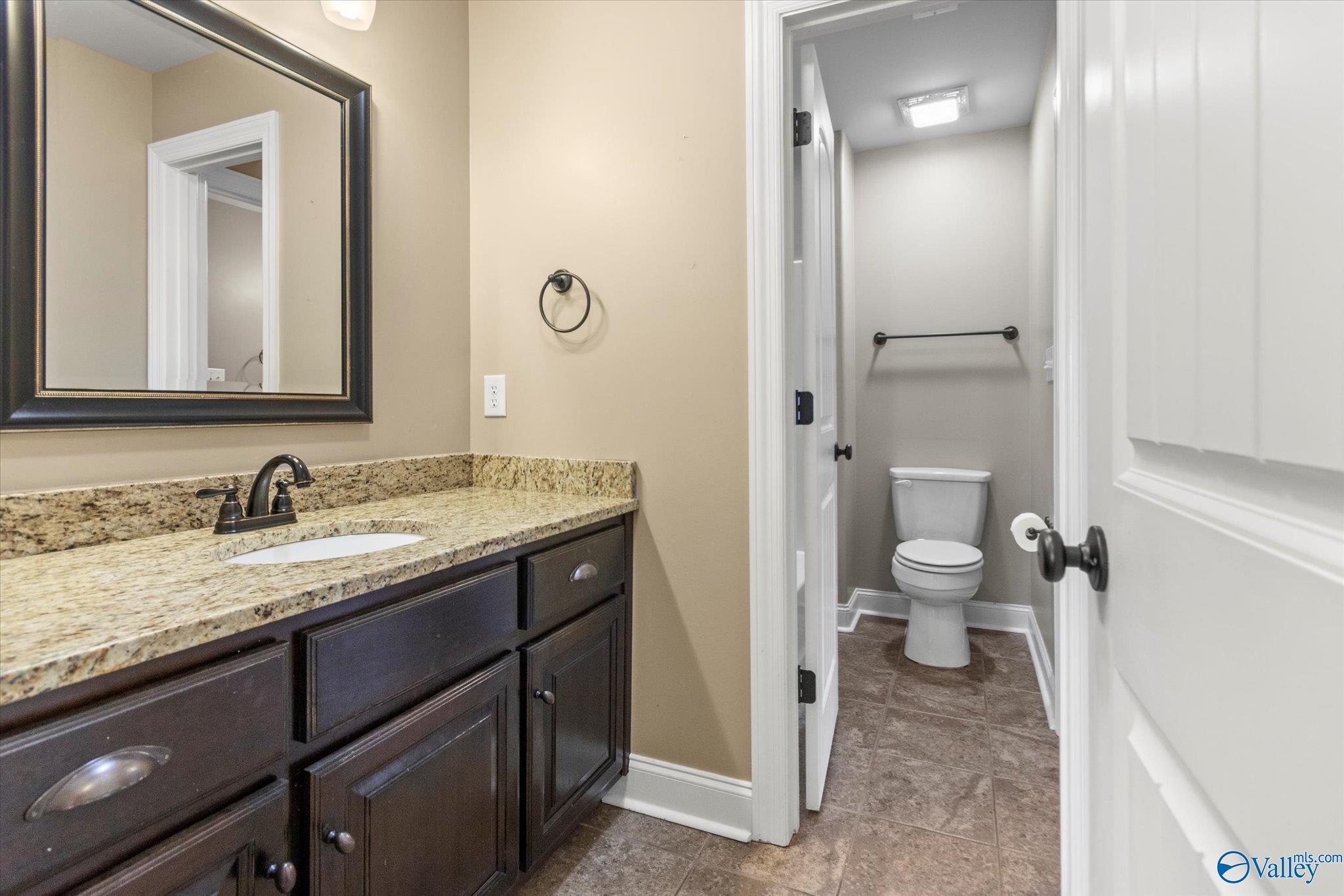17259 Obsidian Circle, Athens, Alabama image 33