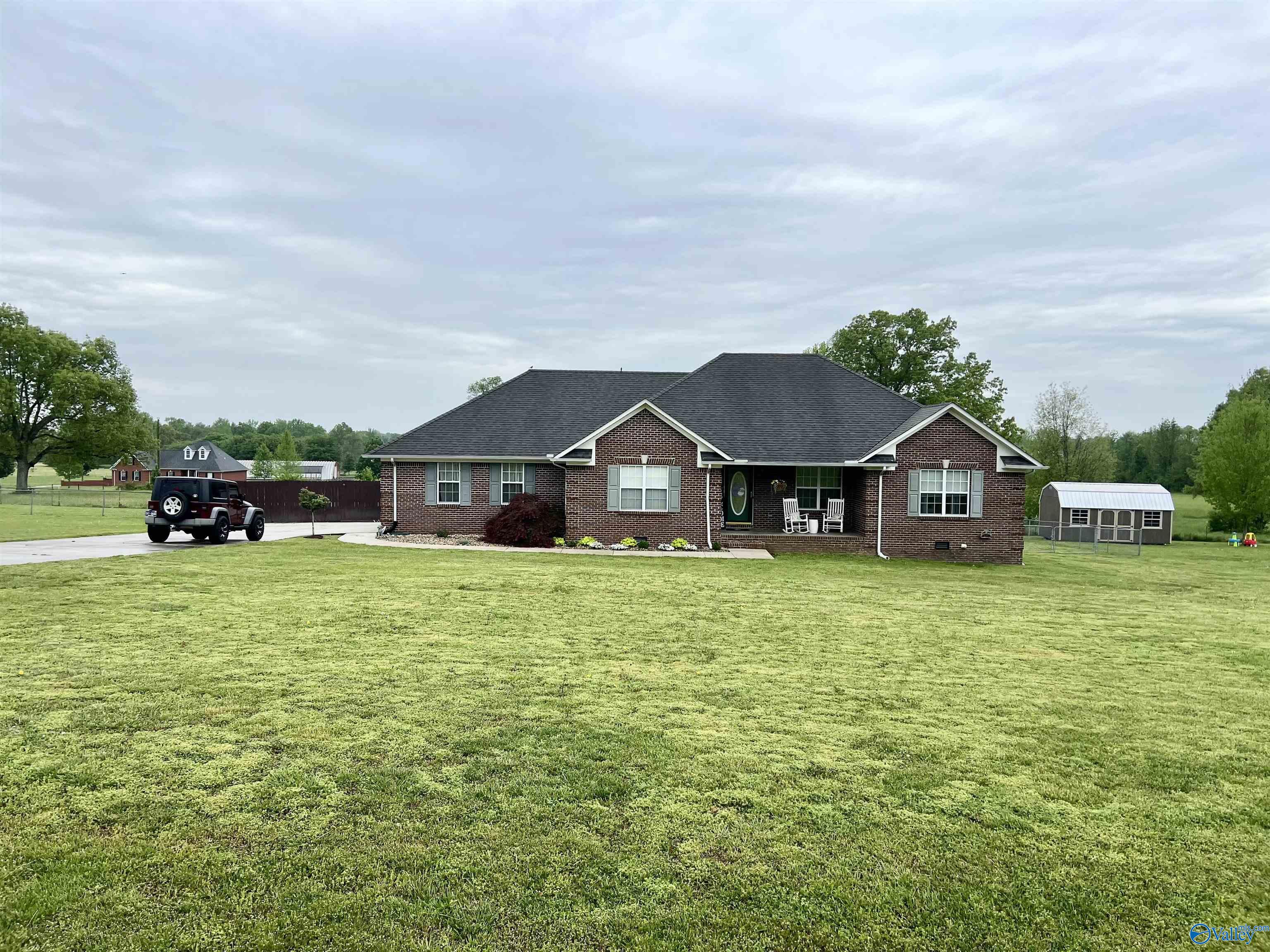 21 Eastridge Road, Fayetteville, Tennessee image 2