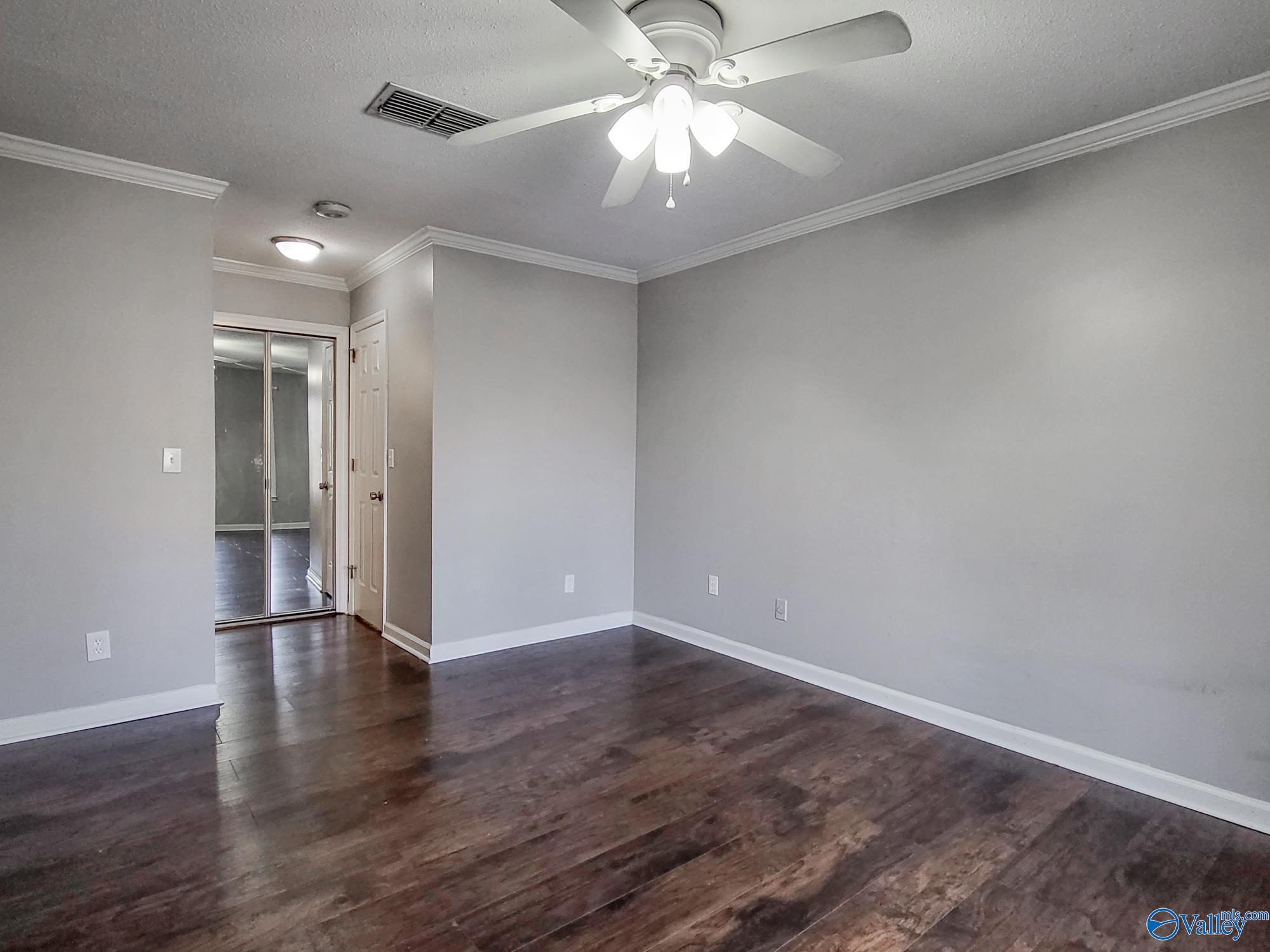 2020 Woodlawn Drive, Huntsville, Alabama image 12
