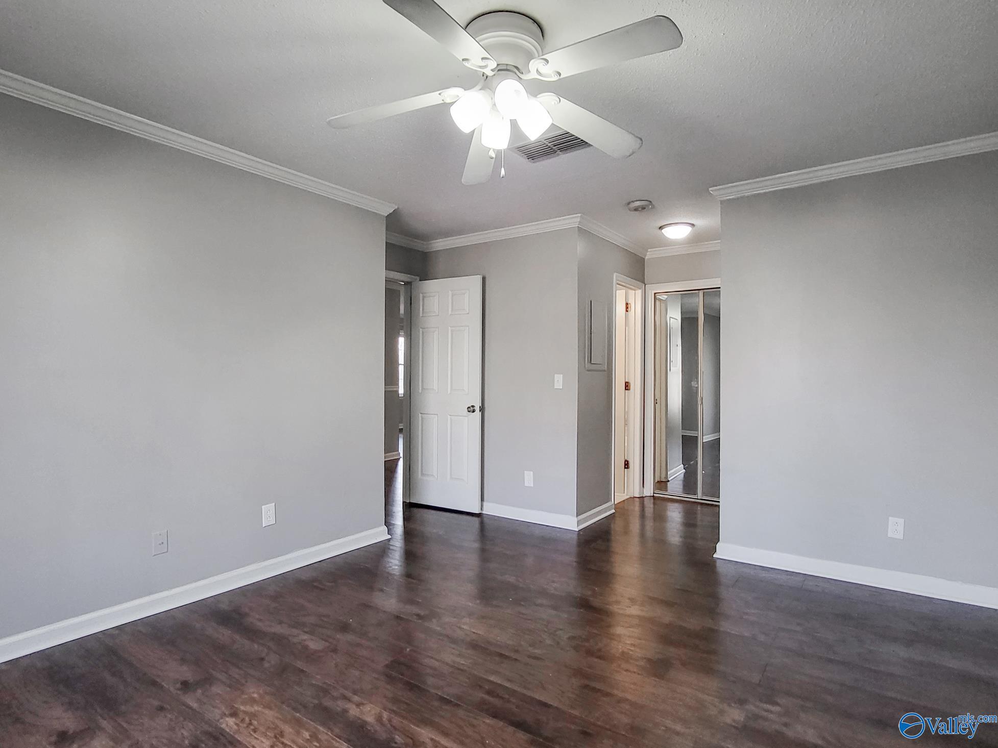 2020 Woodlawn Drive, Huntsville, Alabama image 13