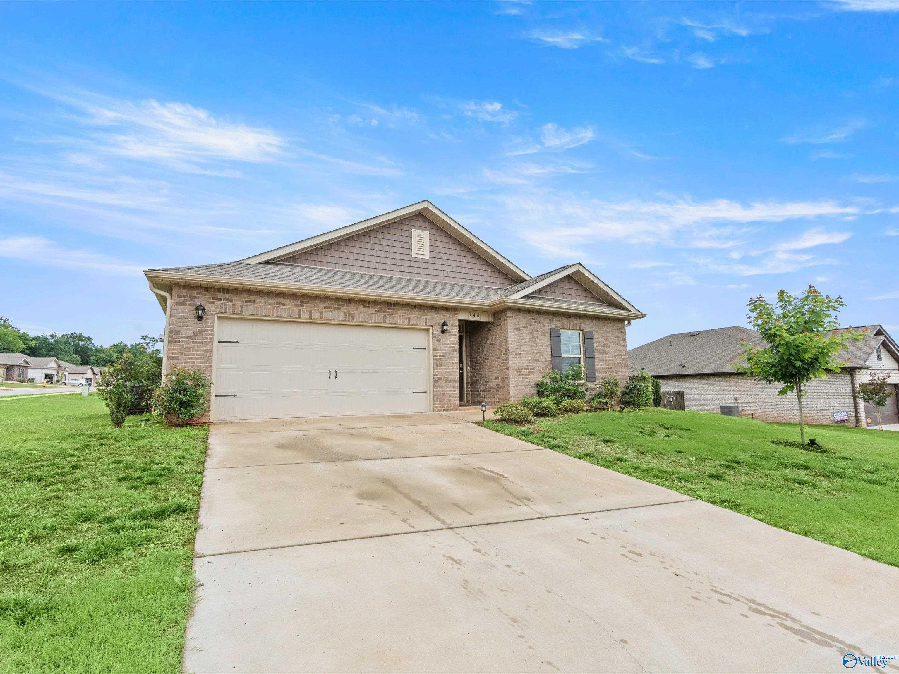 146 Oak Fletcher Drive
