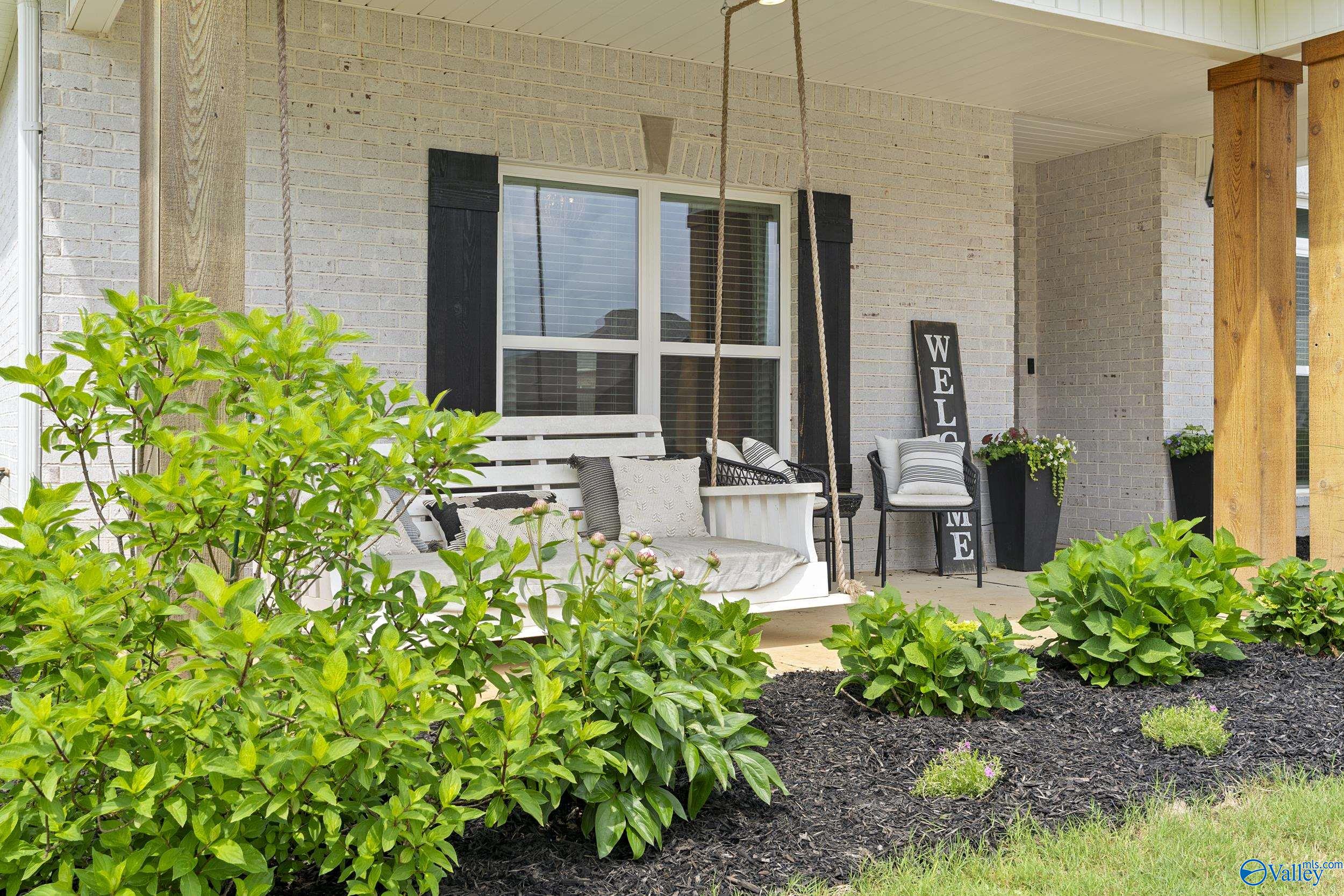 204 Somerscape Drive, Huntsville, Alabama image 3