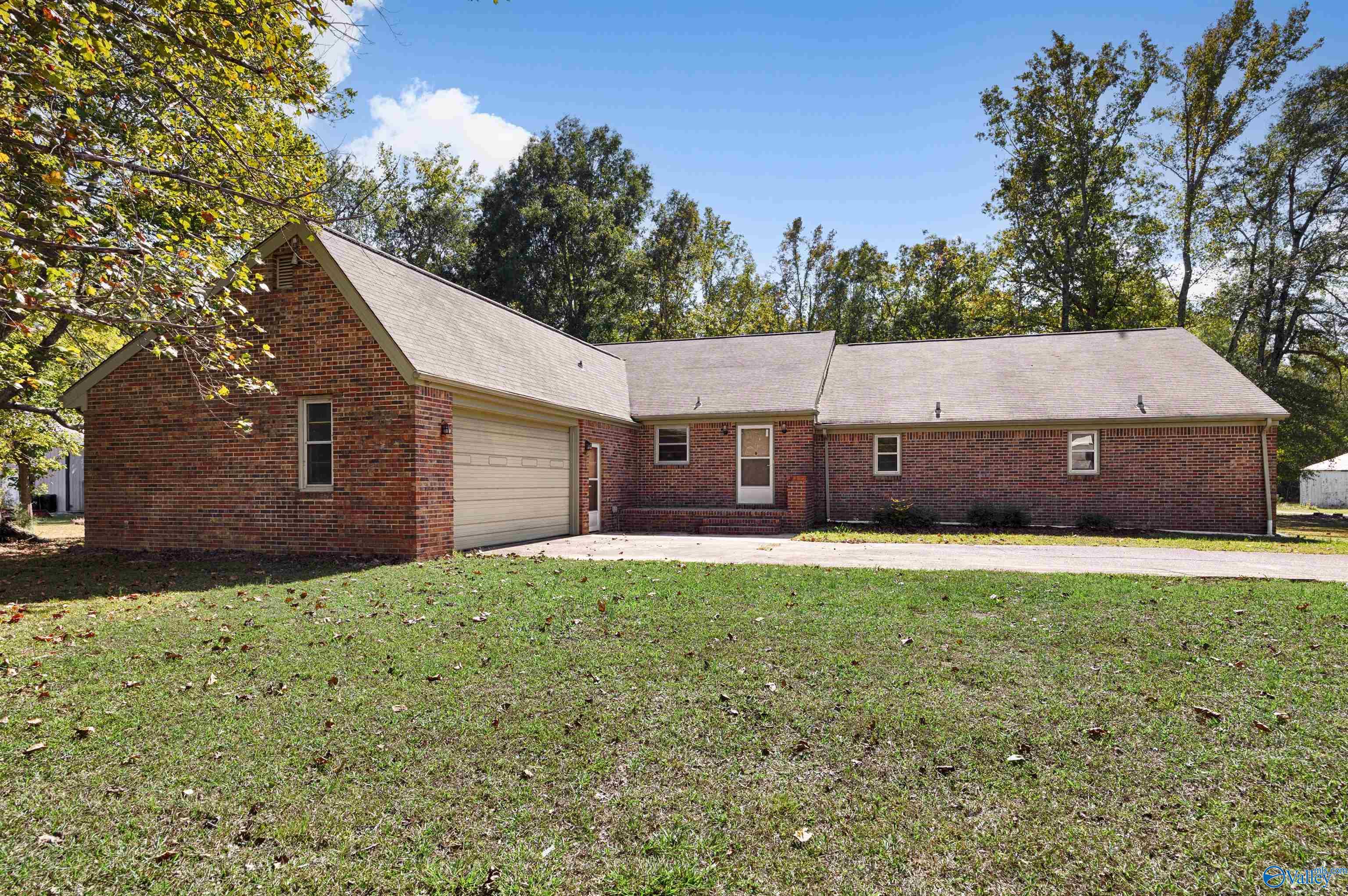 188 Crosswind Road, Toney, Alabama image 1