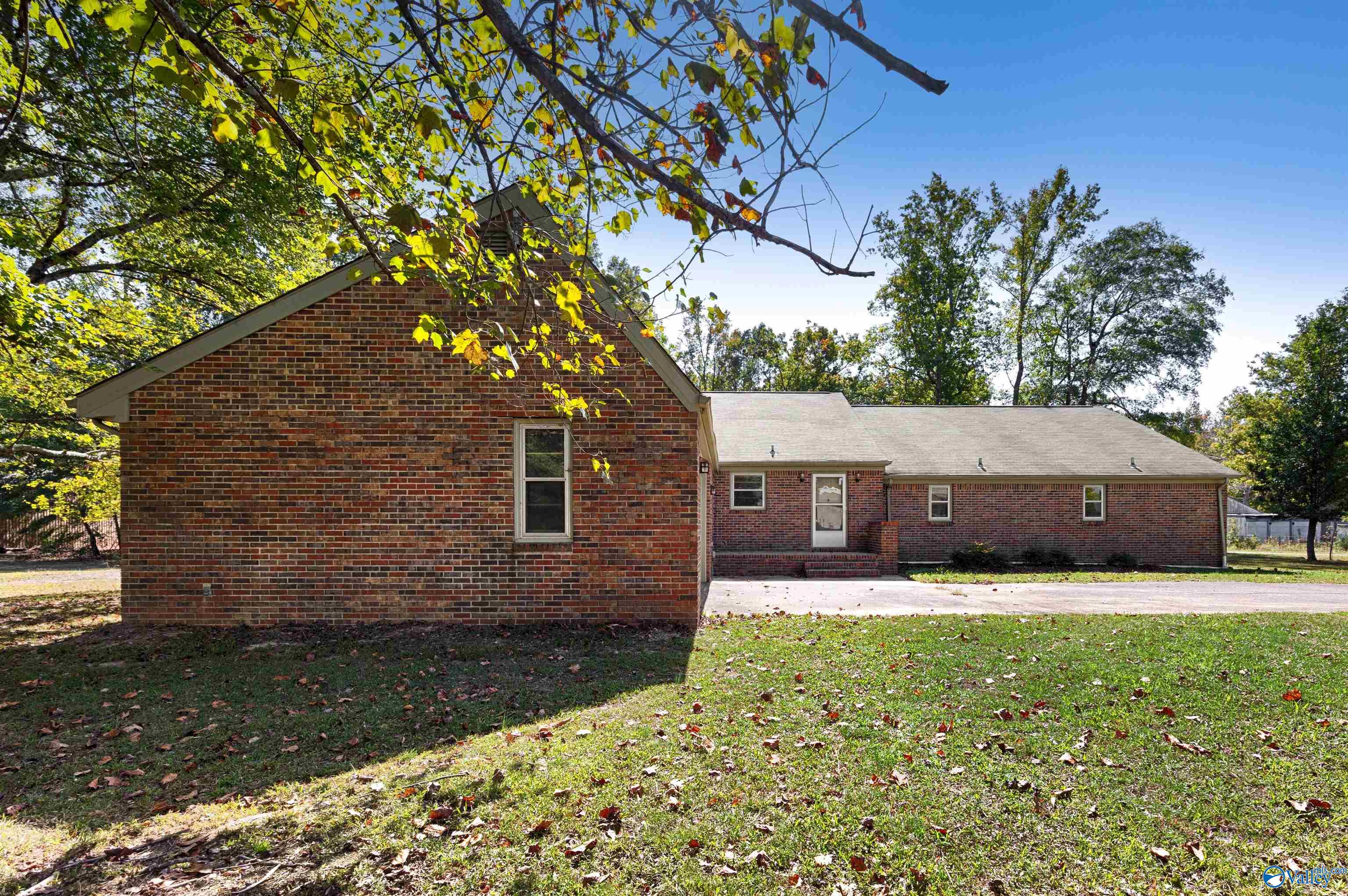 188 Crosswind Road, Toney, Alabama image 2