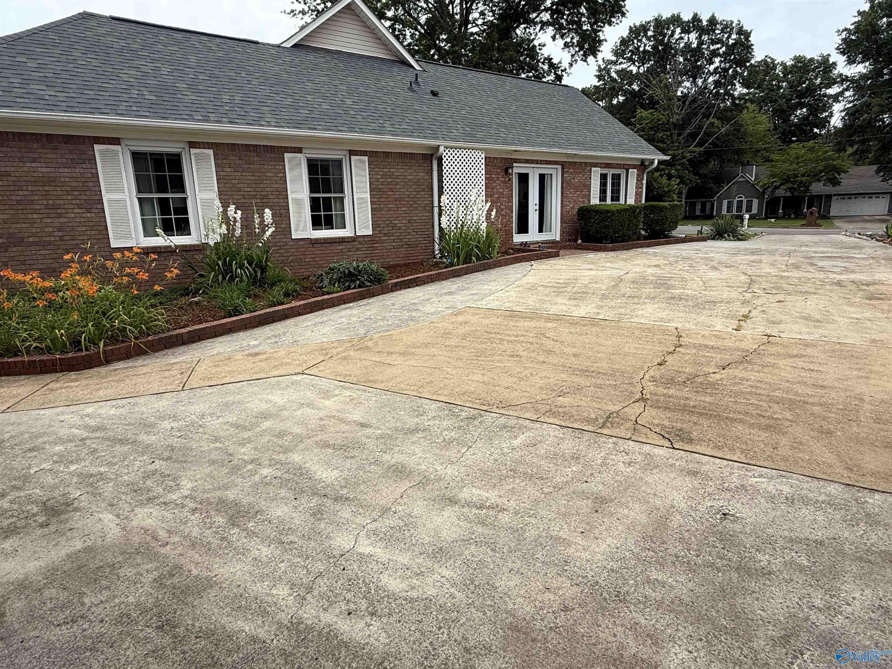105 Hylis Circle, Madison, Alabama image 6