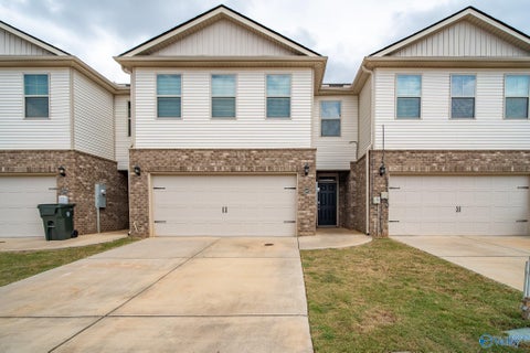 Townhouse For Rent - 217 Bay Pine Drive<br/> Madison, AL 35756
