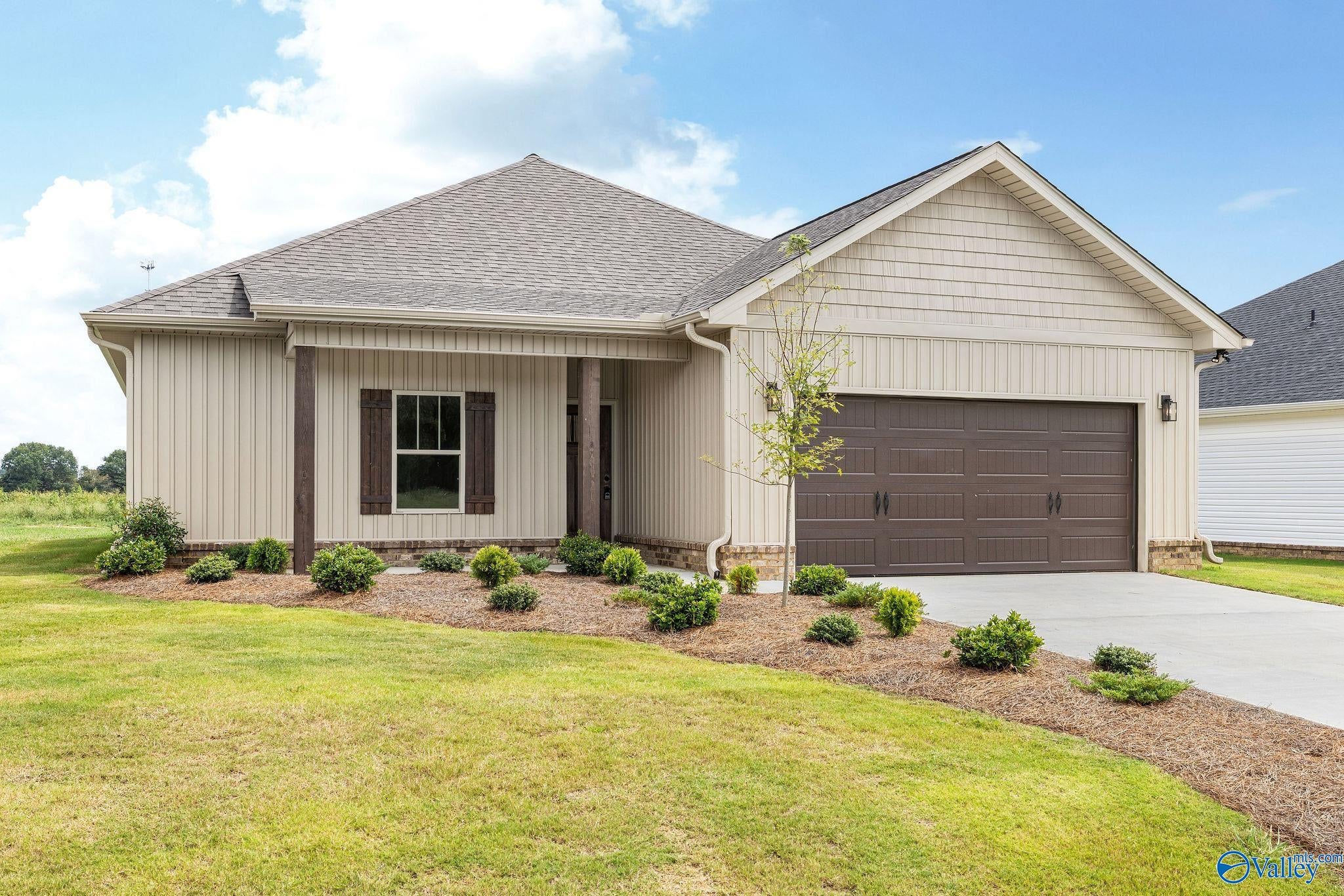 225 Deer Trail
