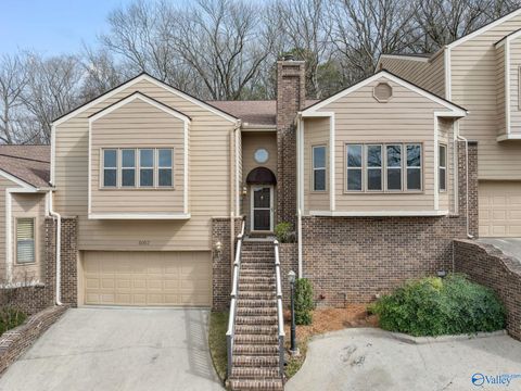 Photo of 5057 Chancel Drive 5057 #5057, Huntsville, AL 35802 (MLS # 21911402)