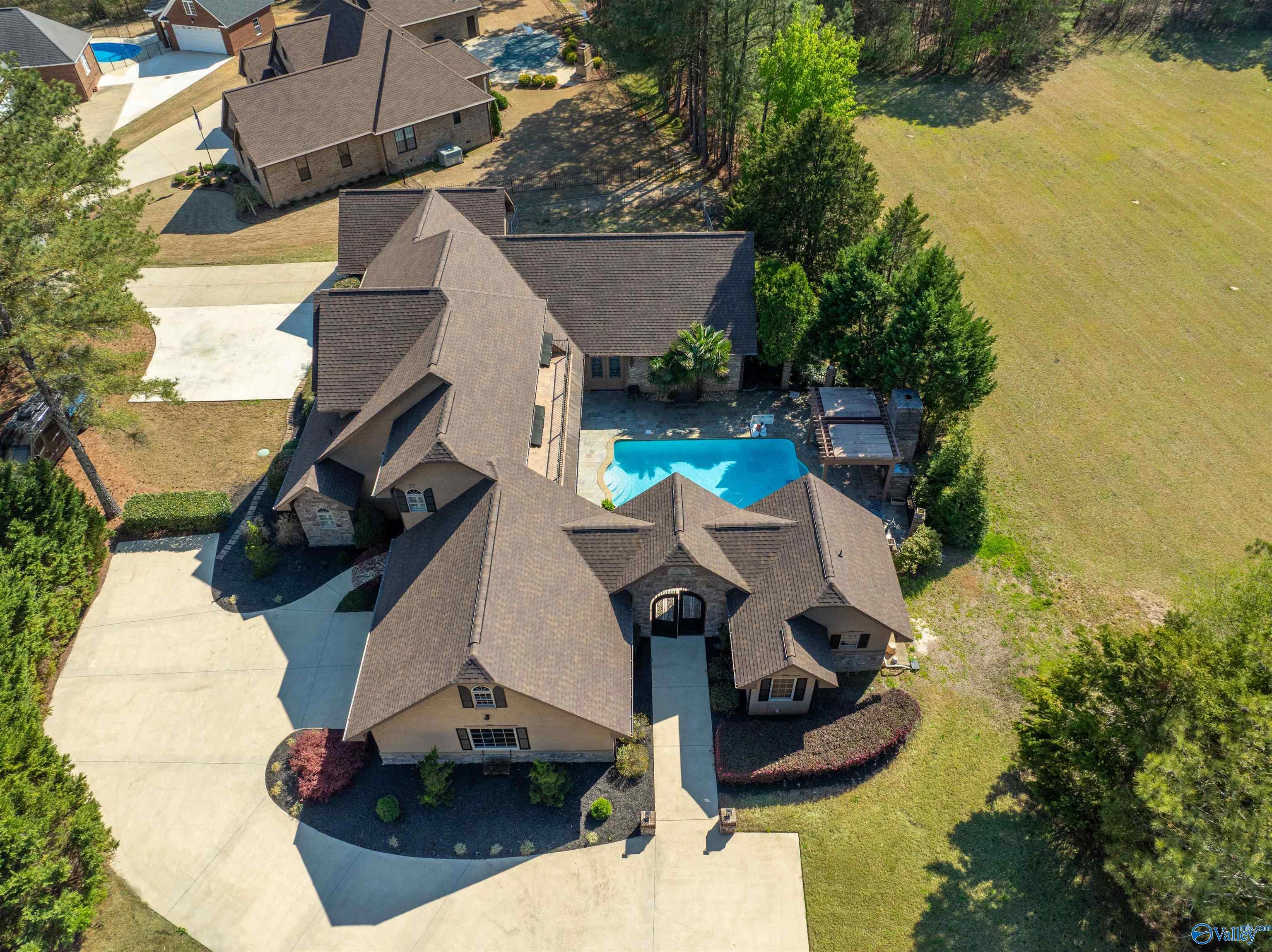 4869 Whorton Bend Road, Gadsden, Alabama image 2
