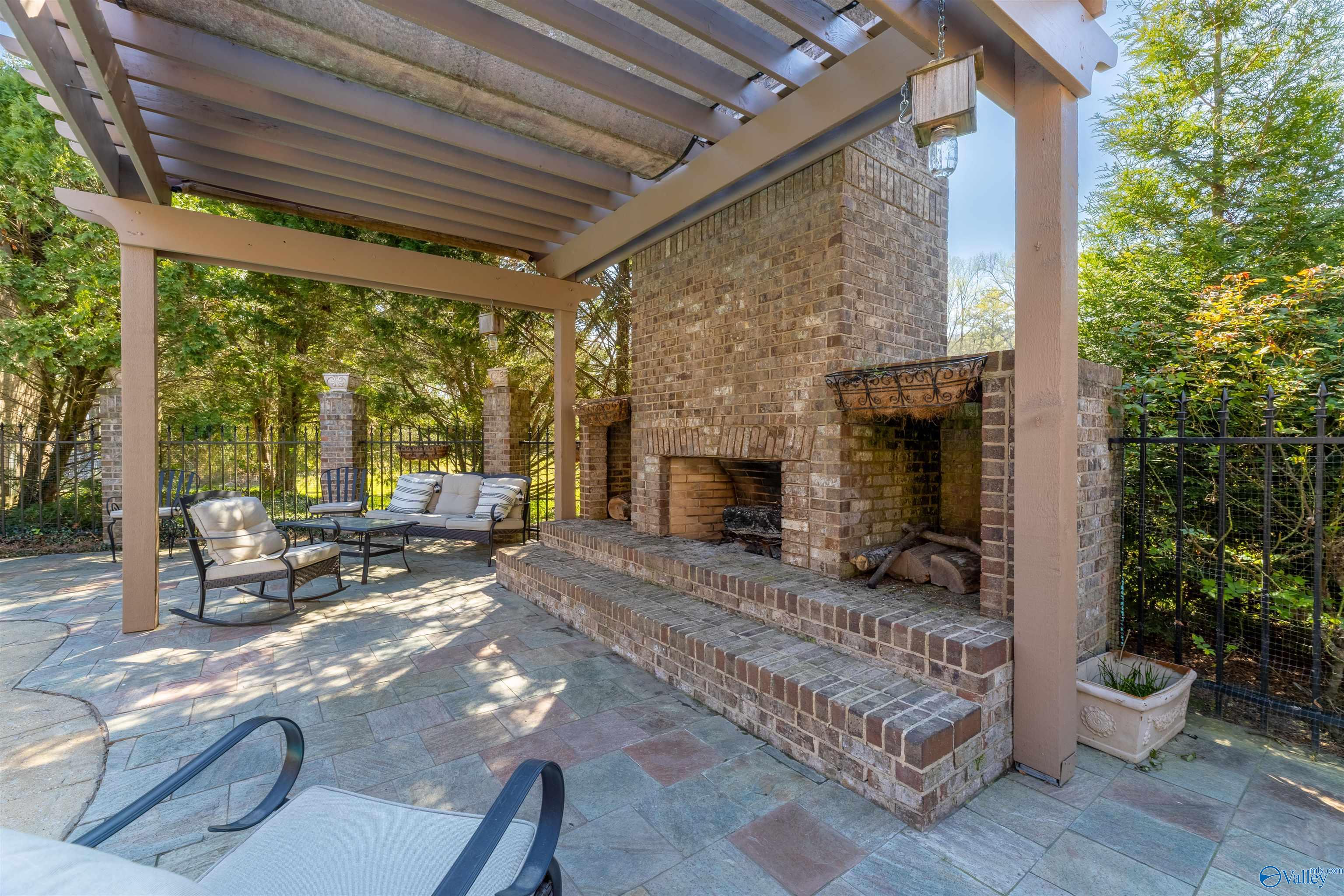 4869 Whorton Bend Road, Gadsden, Alabama image 13