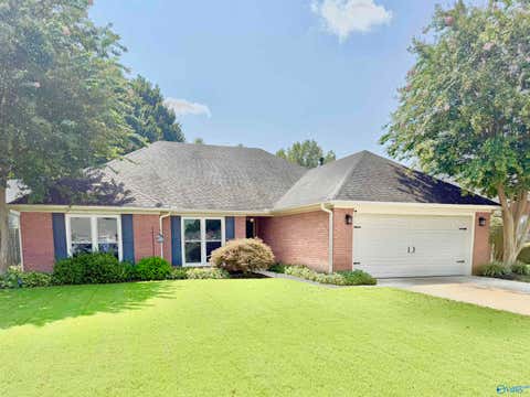 Homes For Sale - 2707 Little John Street<br/> Decatur, AL 35603