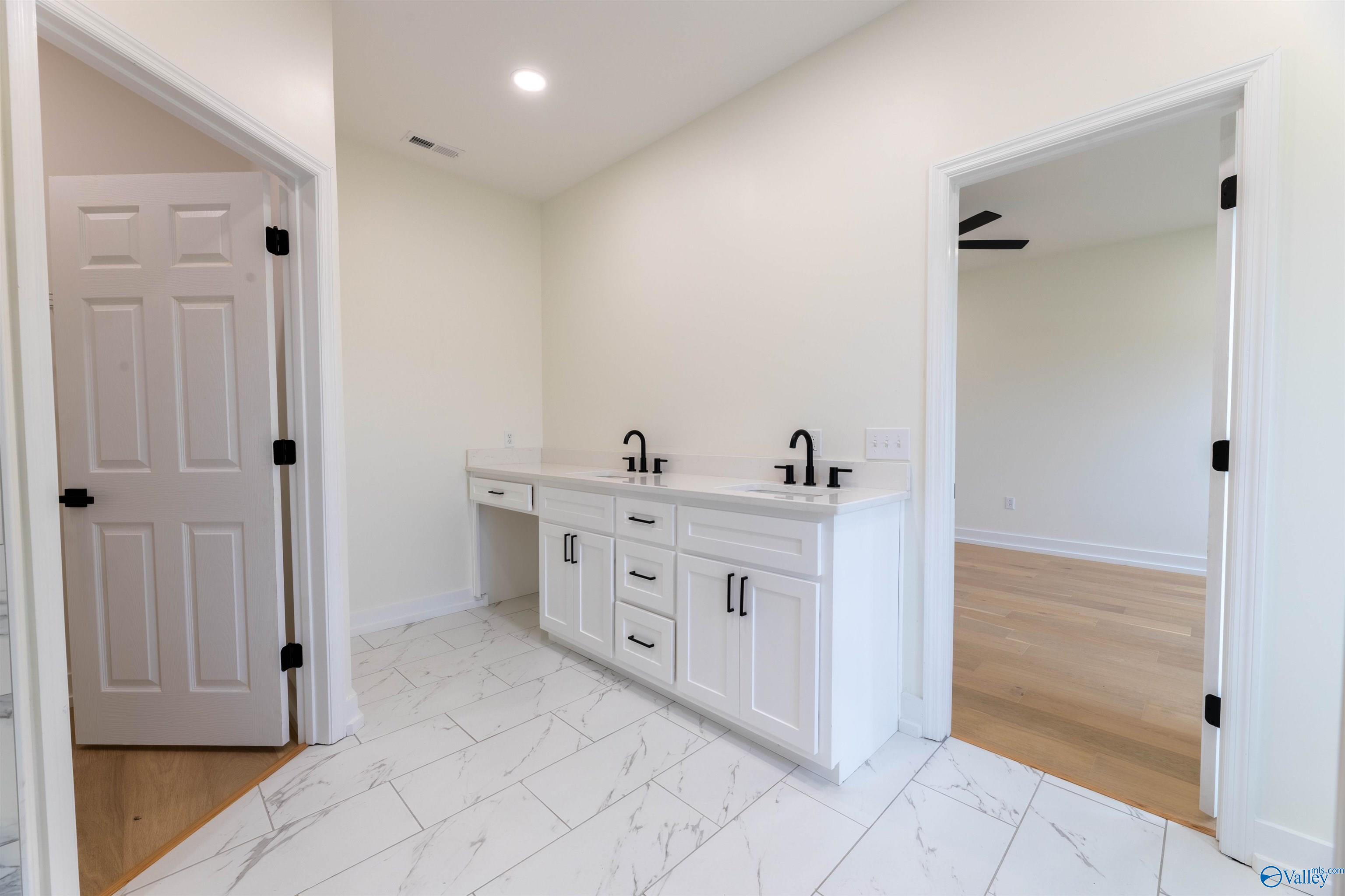 2079 Thomason Road, Albertville, Alabama image 26