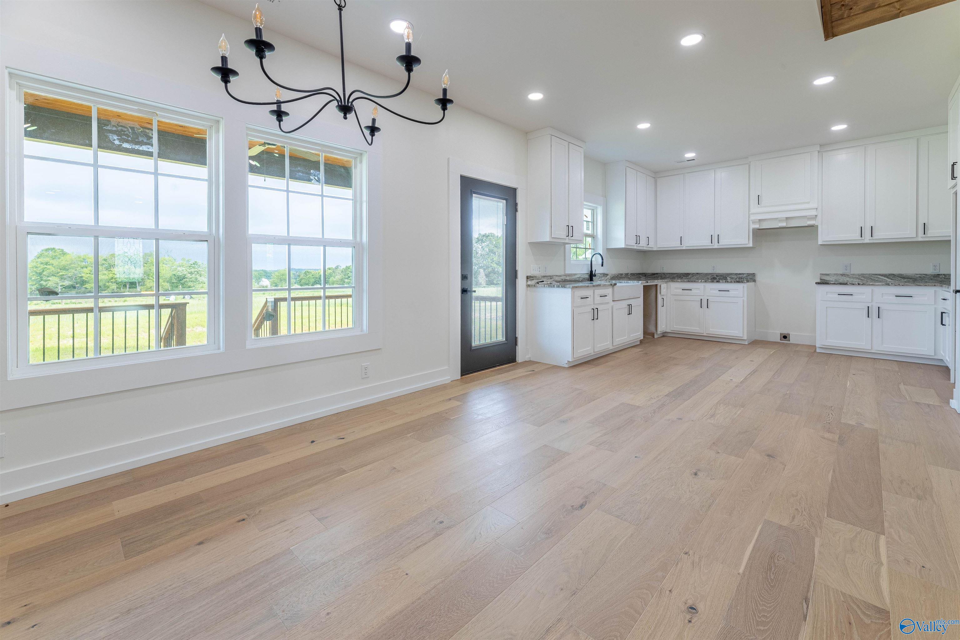2079 Thomason Road, Albertville, Alabama image 17