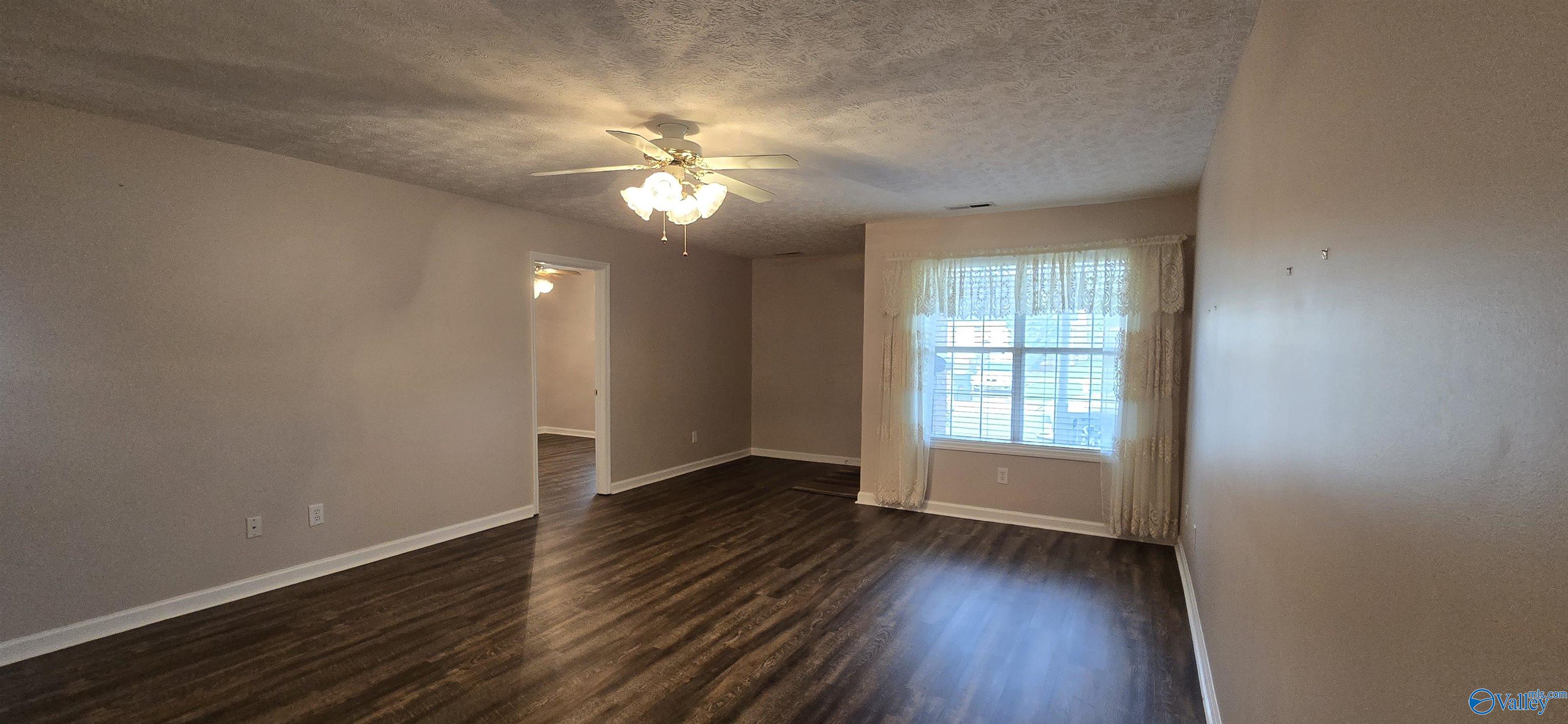 113 Sycamore Place, Athens, Alabama image 4