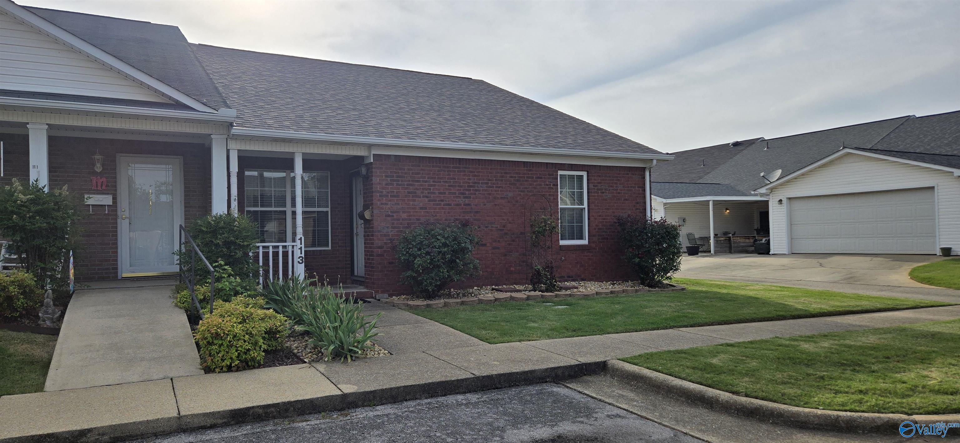 113 Sycamore Place, Athens, Alabama image 2