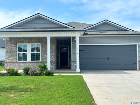 Homes For Sale - 29543 Gallows Cove<br/> Limestone County, Harvest, AL 35749