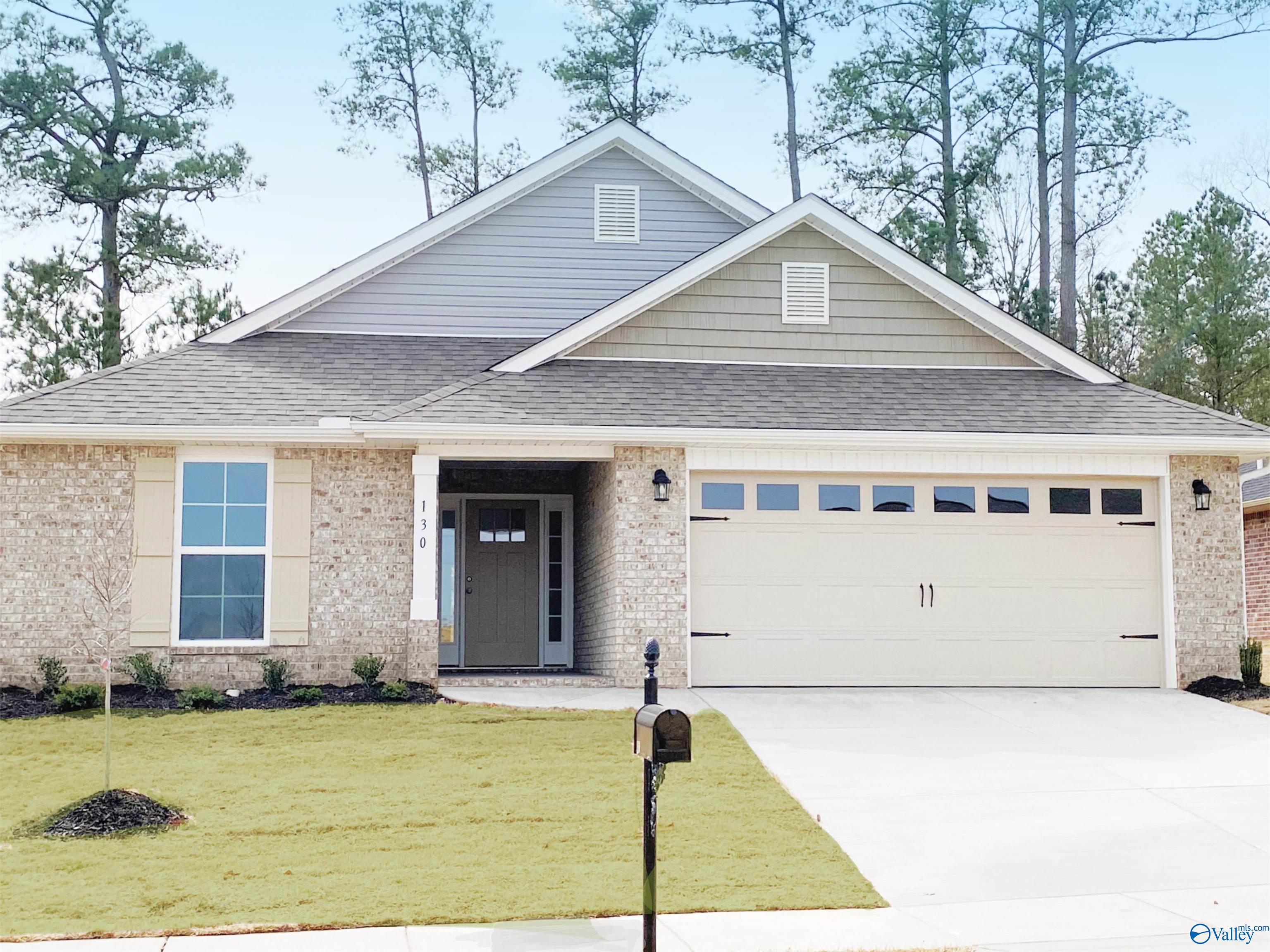 114 Sidney Ruth Drive, New Market, Alabama image 1