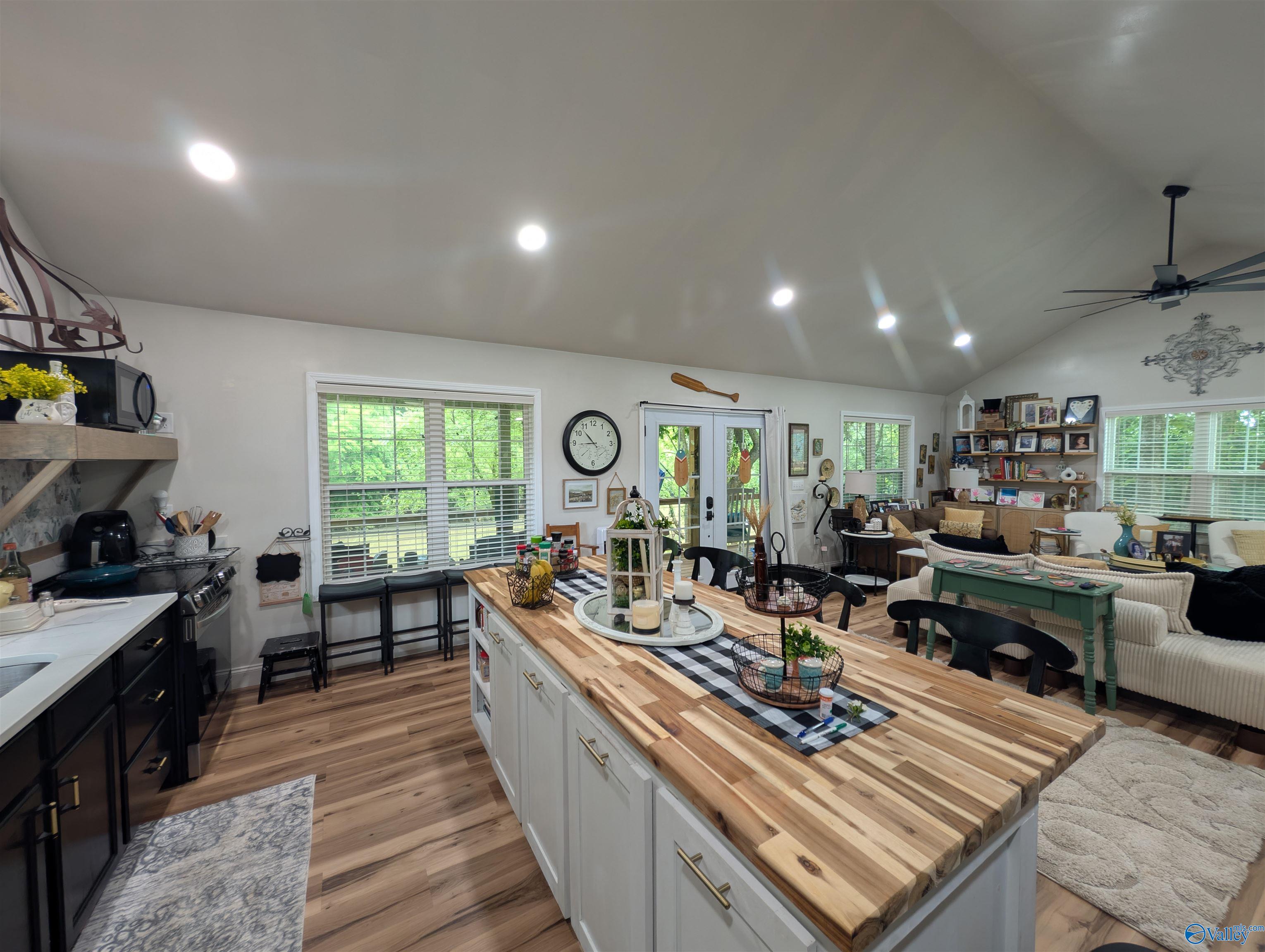 902 County Road 1042, Centre, Alabama image 18