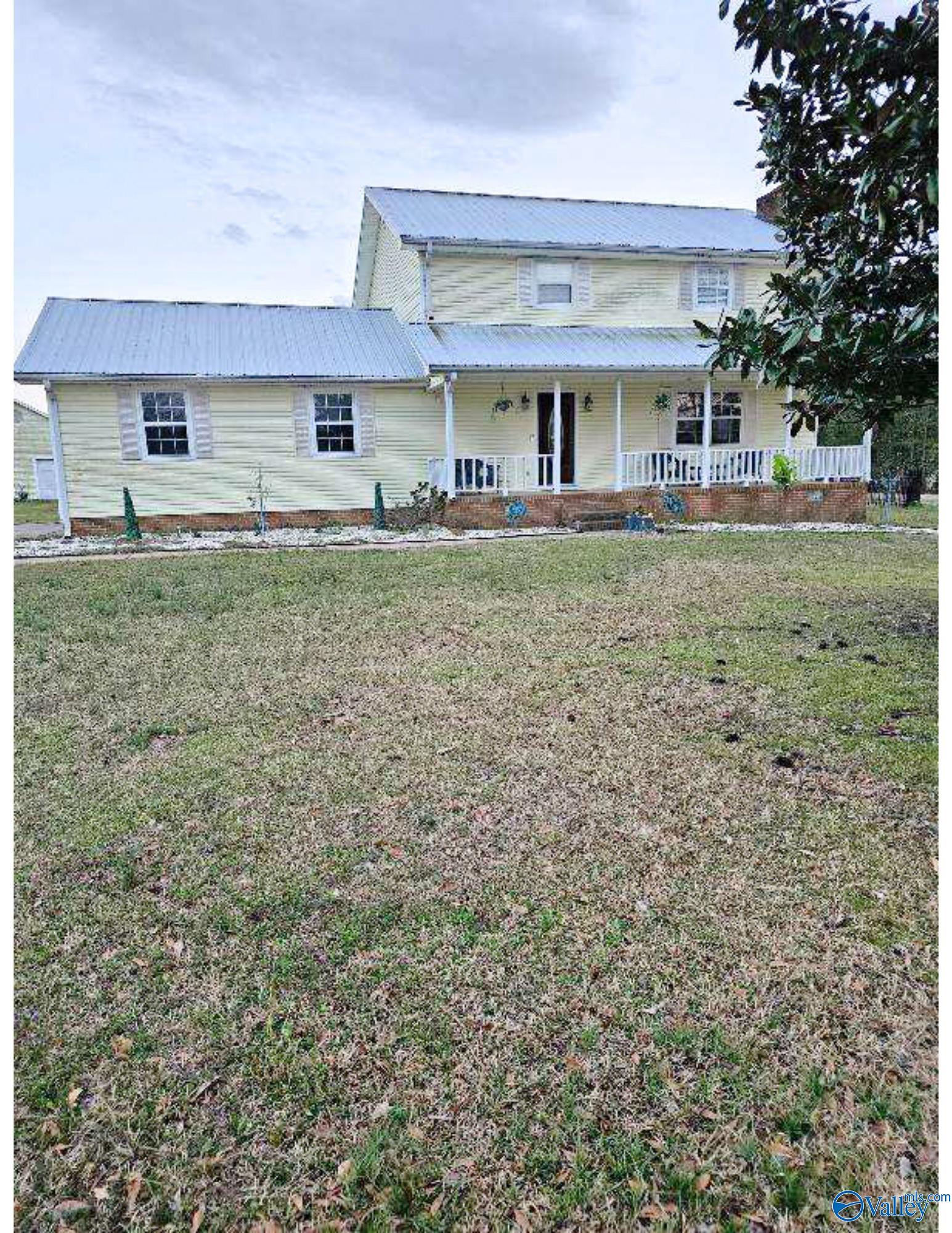 255 Yancey Drive, Hokes Bluff, Alabama image 1