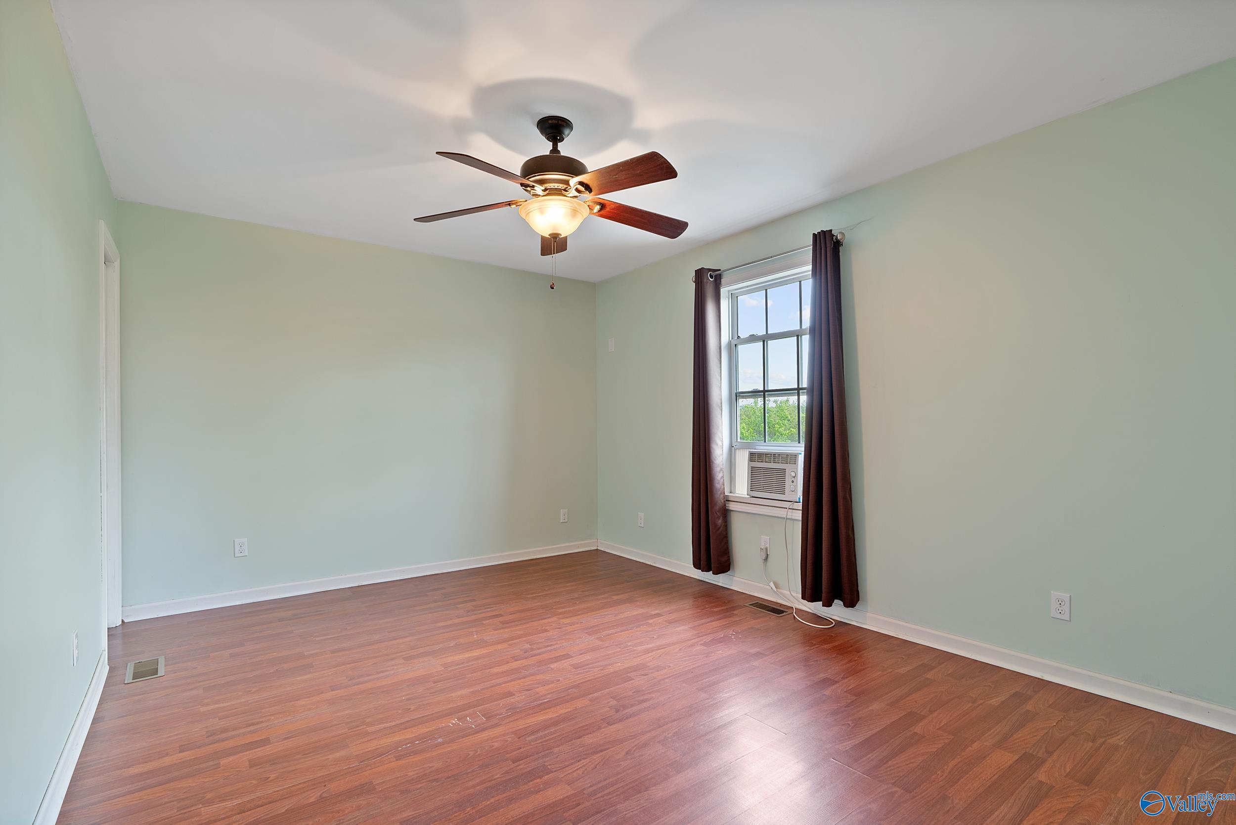 800 Horseshoe Bend Road, Scottsboro, Alabama image 28